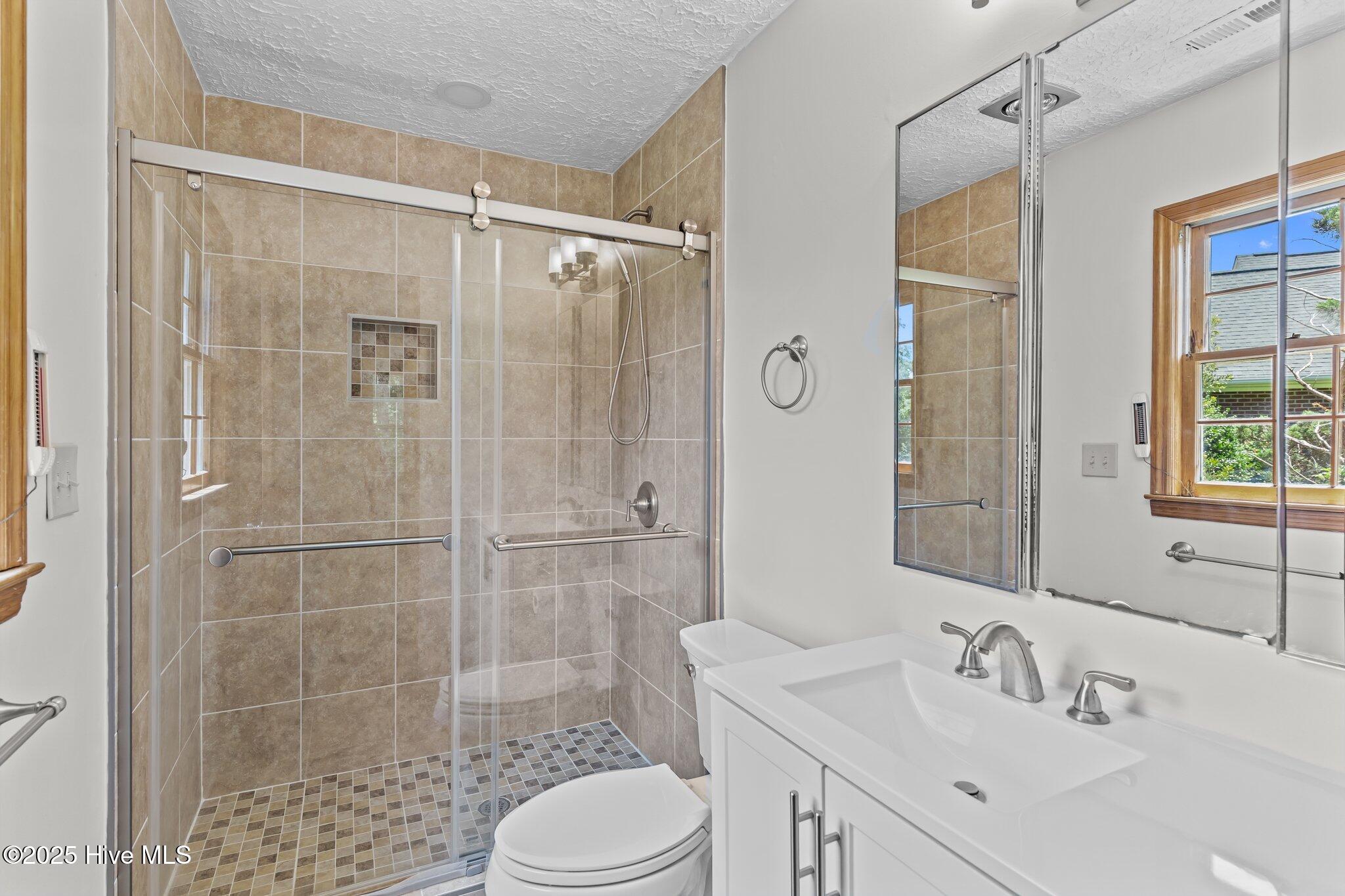 302 Foxhall Court Property Photo 38