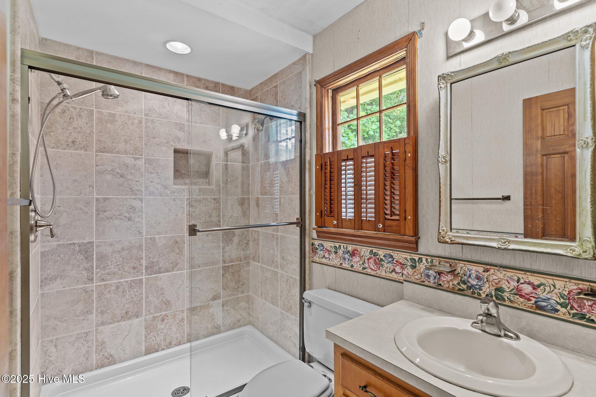302 Foxhall Court Property Photo 40