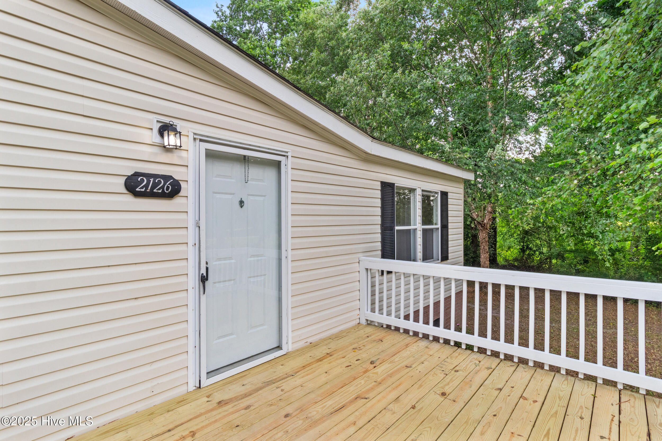 2126 Malpass Corner Road Property Photo 6