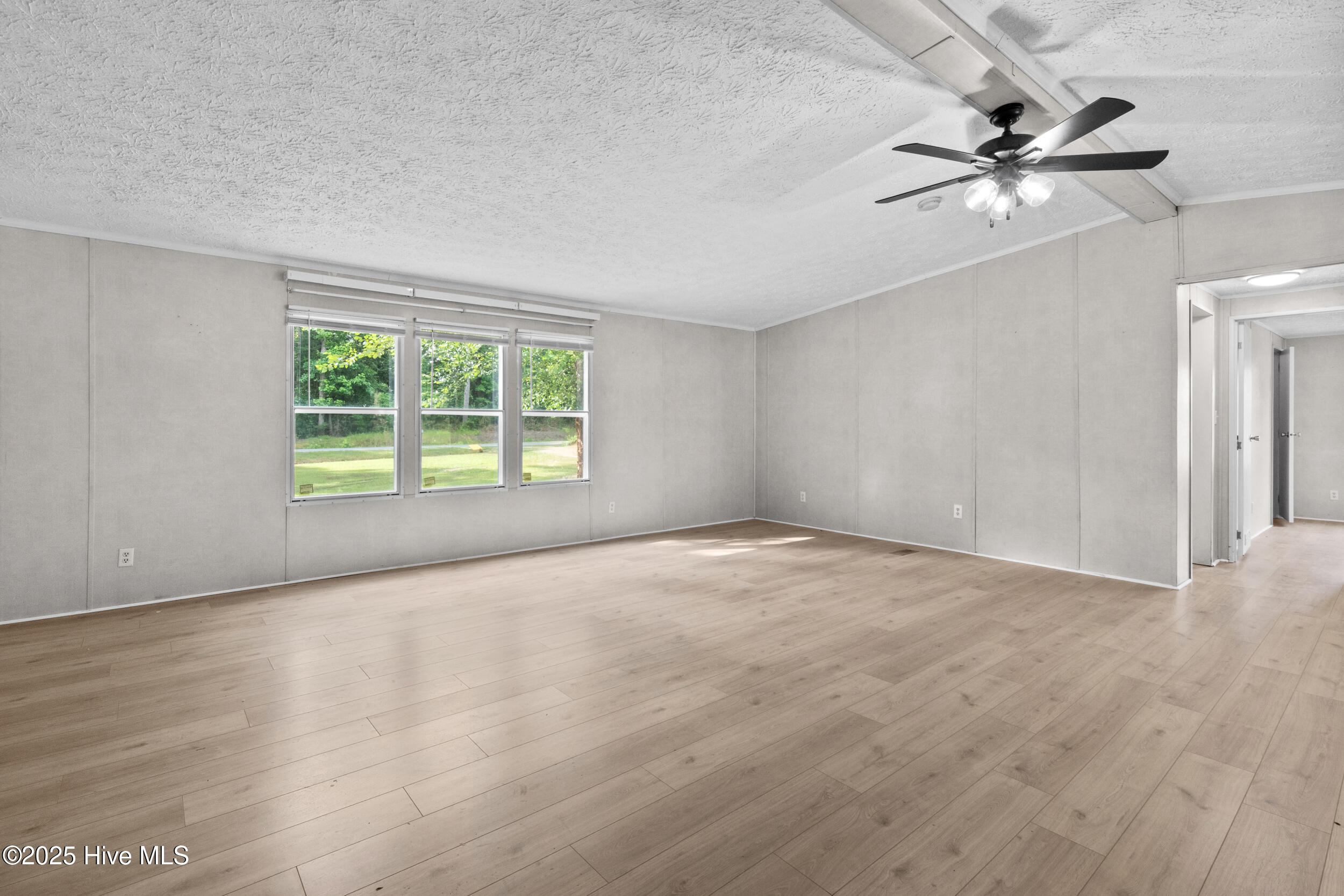 2126 Malpass Corner Road Property Photo 10