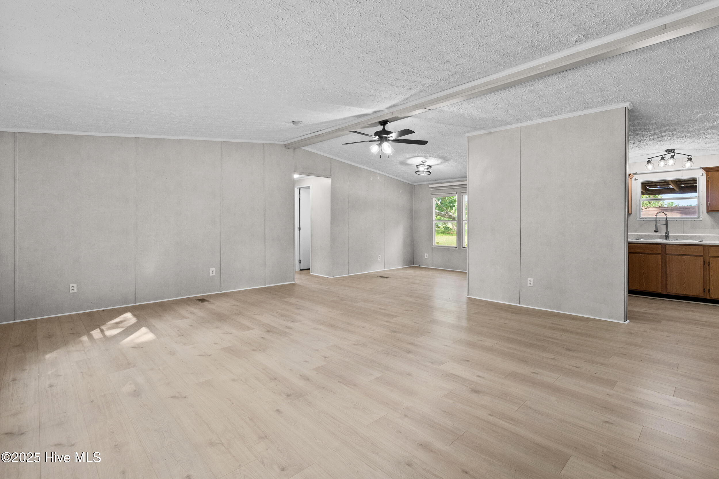 2126 Malpass Corner Road Property Photo 12