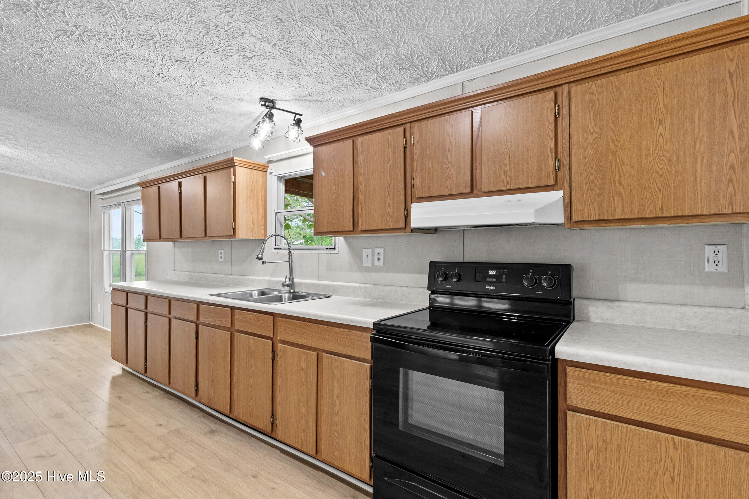 2126 Malpass Corner Road Property Photo 15