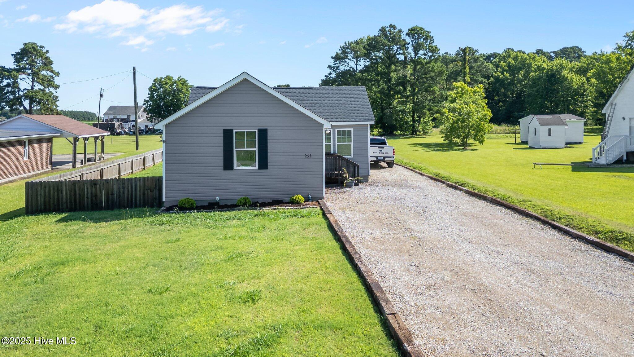 253 Wickham Road Property Photo 1