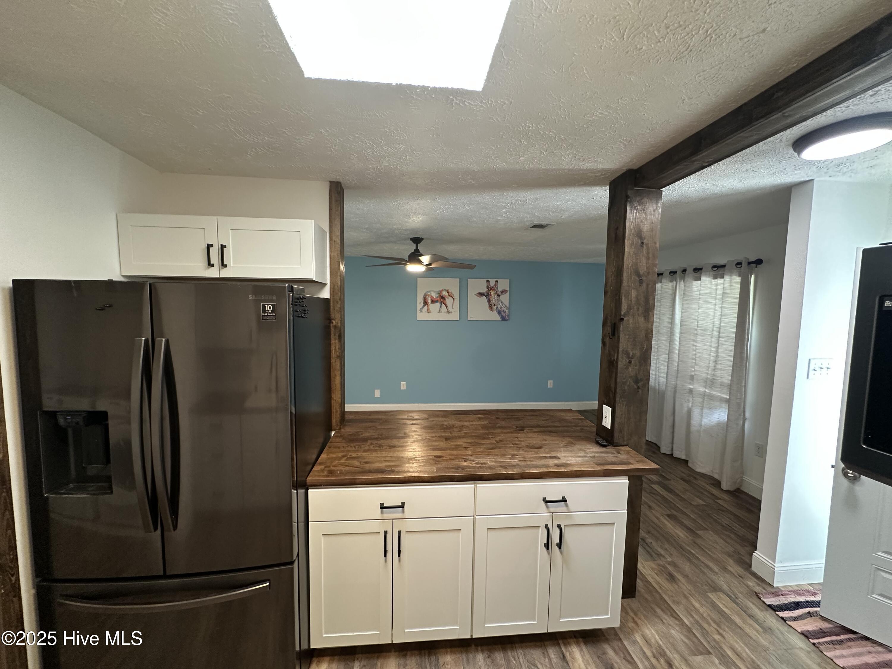 802 Glenn Street Property Photo 5
