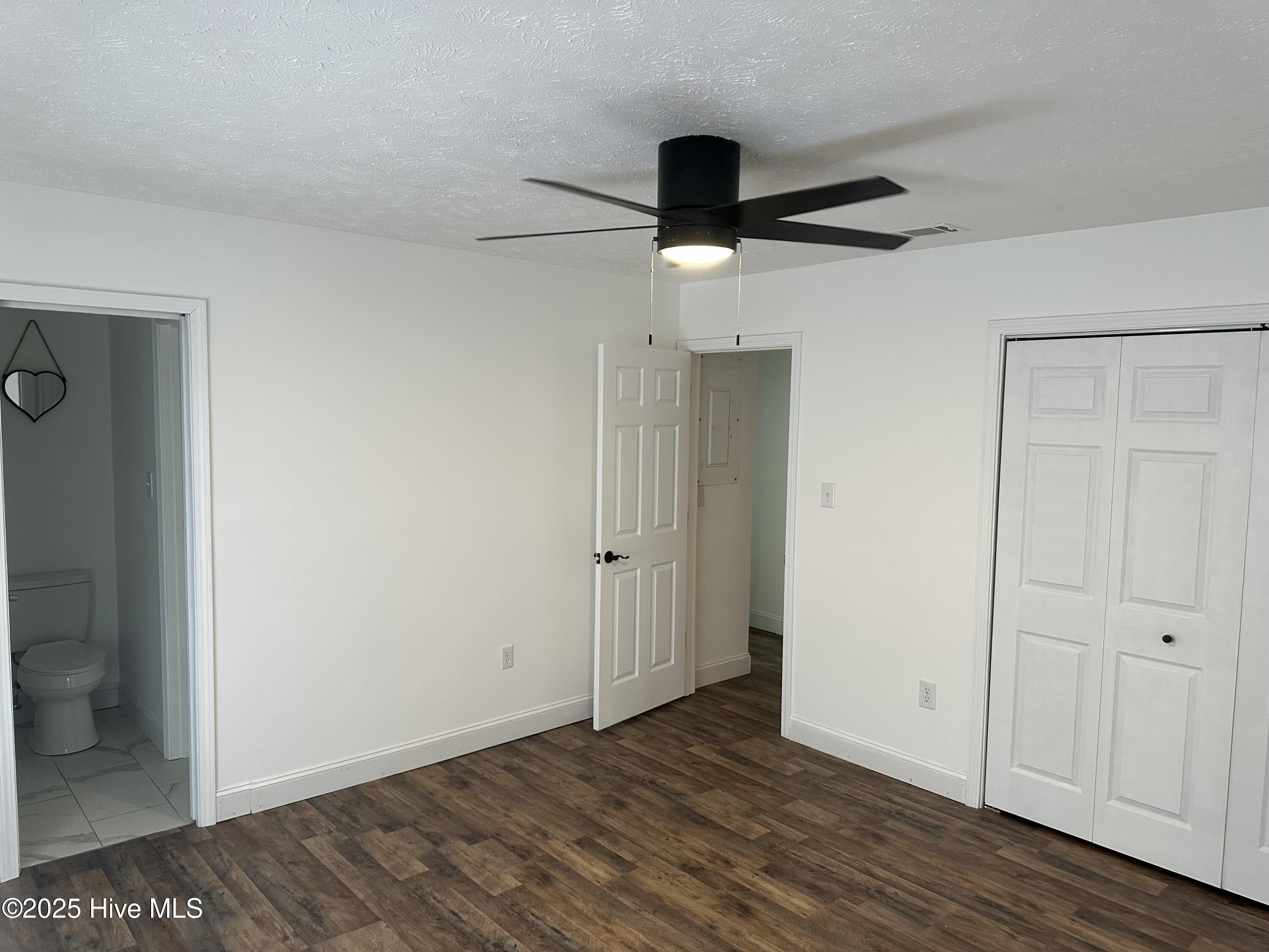 802 Glenn Street Property Photo 17
