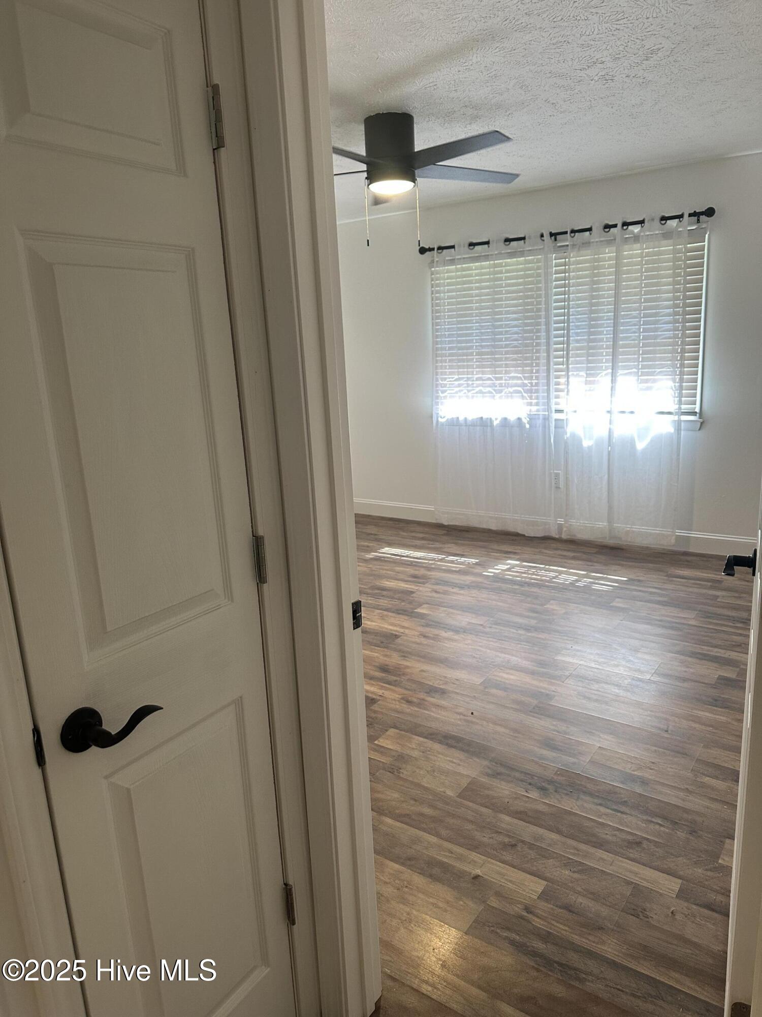 802 Glenn Street Property Photo 18
