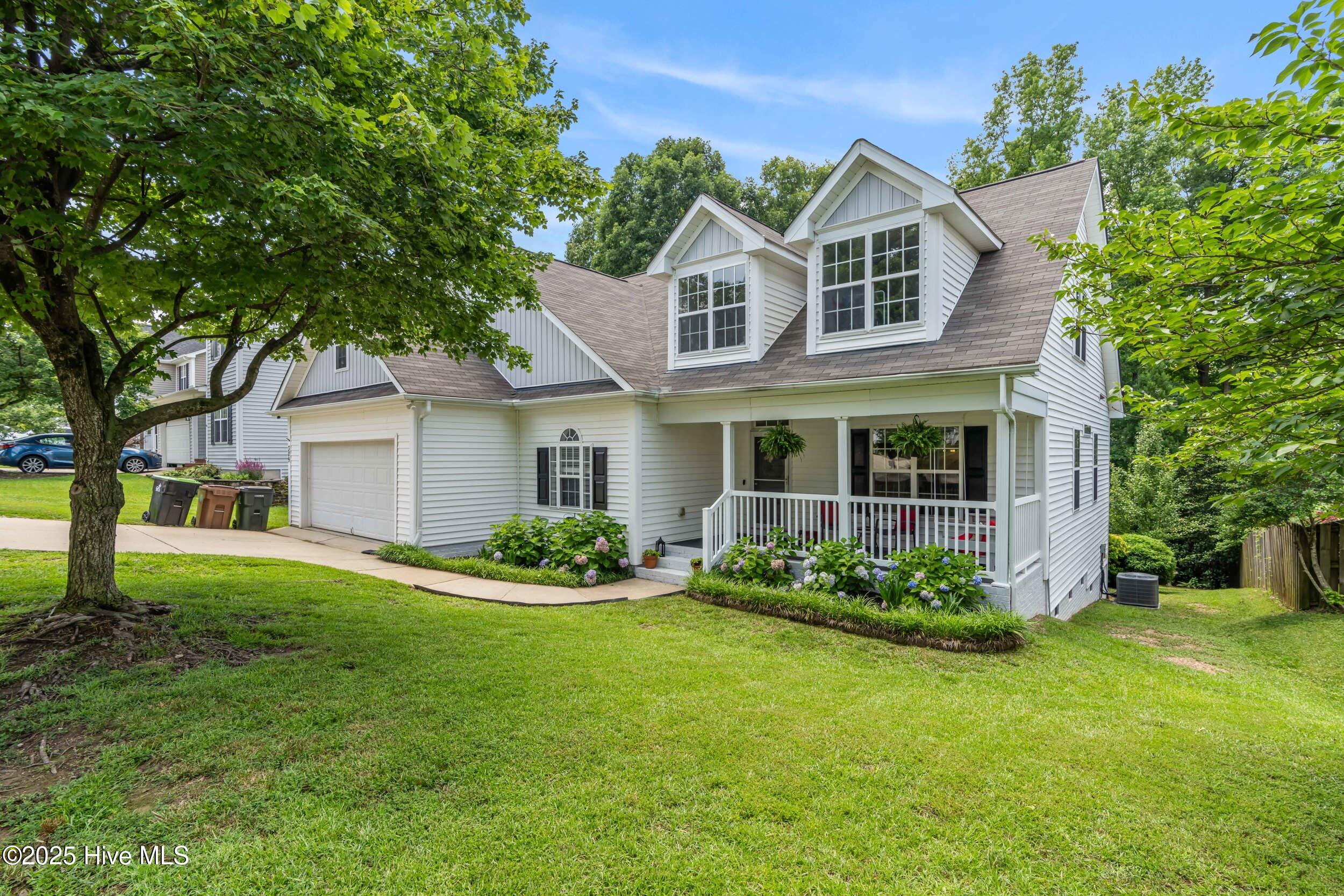 309 Holly Thorn Trace Property Photo 1
