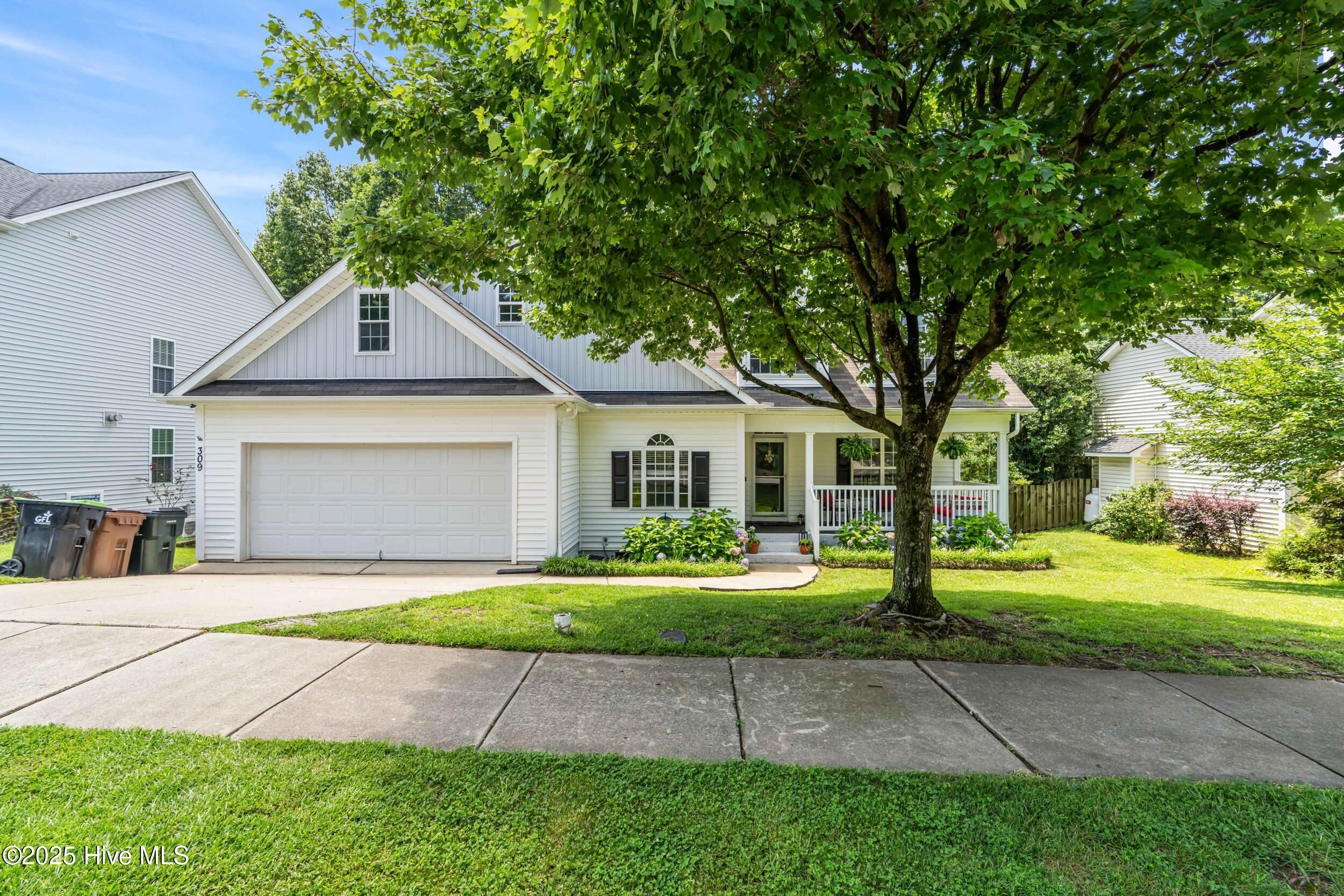 309 Holly Thorn Trace Property Photo 4
