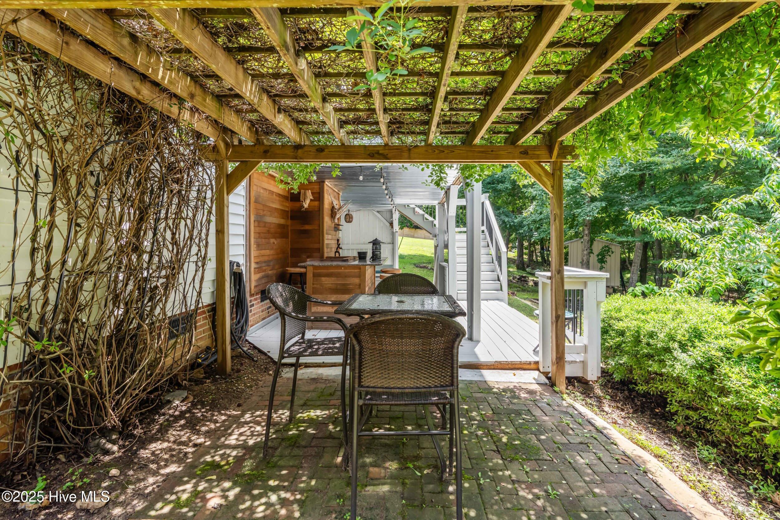 309 Holly Thorn Trace Property Photo 47