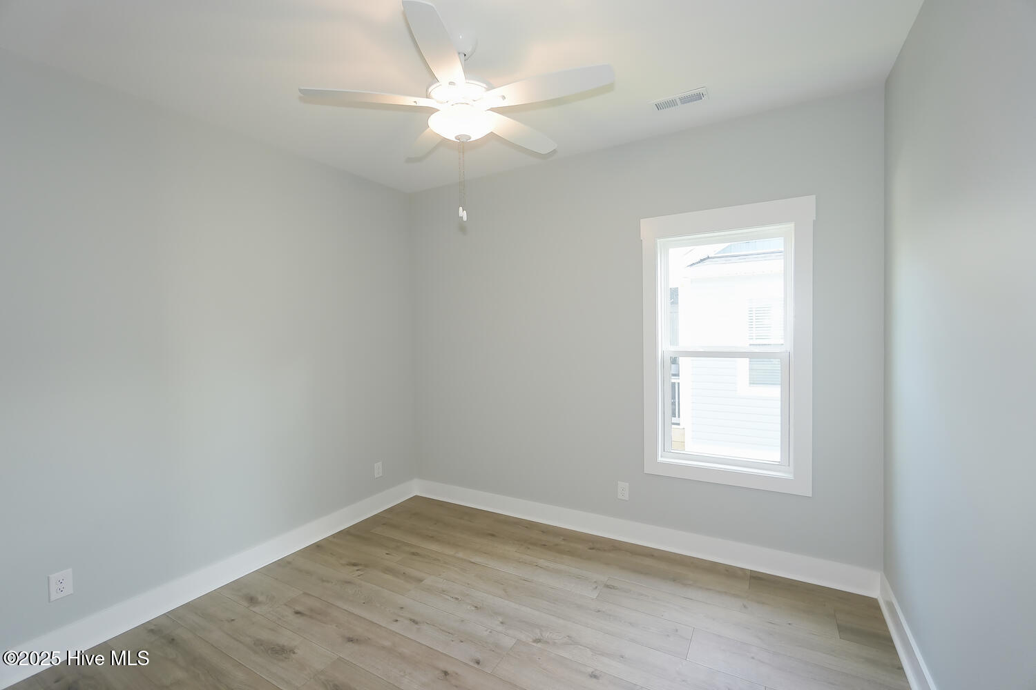 104 Ne 52nd Street Property Photo 13