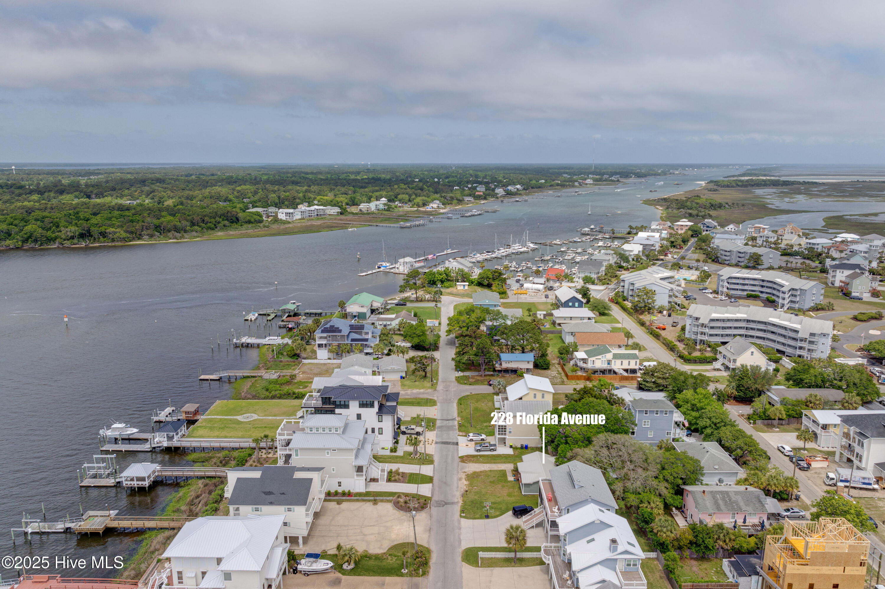 228 Florida Avenue Property Photo 3