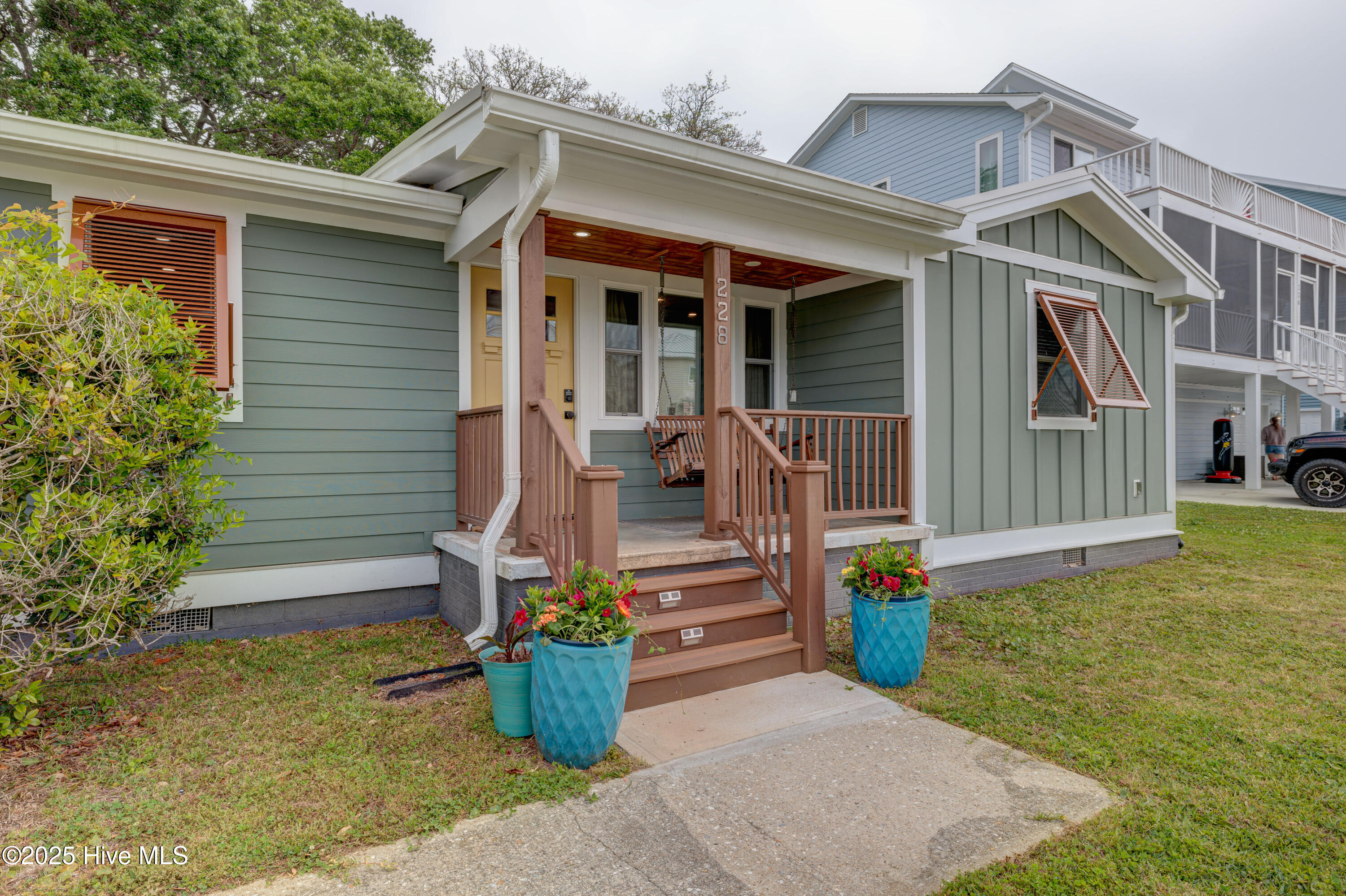 228 Florida Avenue Property Photo 5