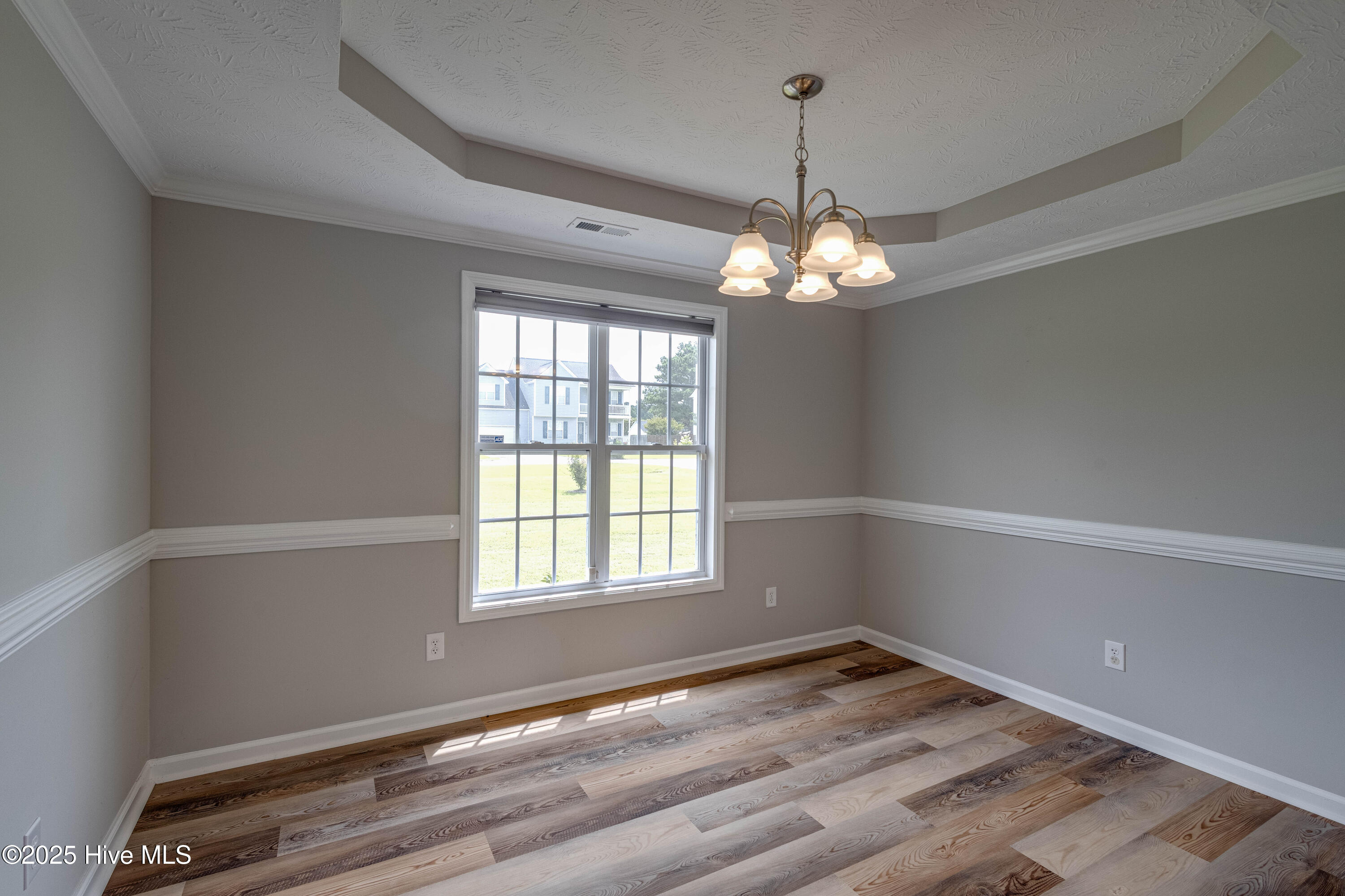 215 Rutherford Way Property Photo 12