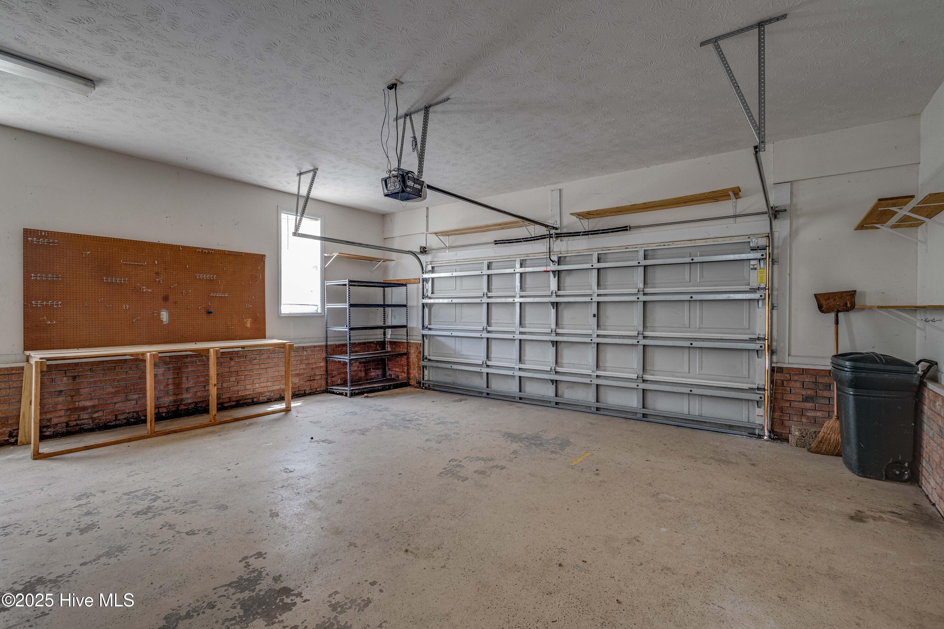 215 Rutherford Way Property Photo 33