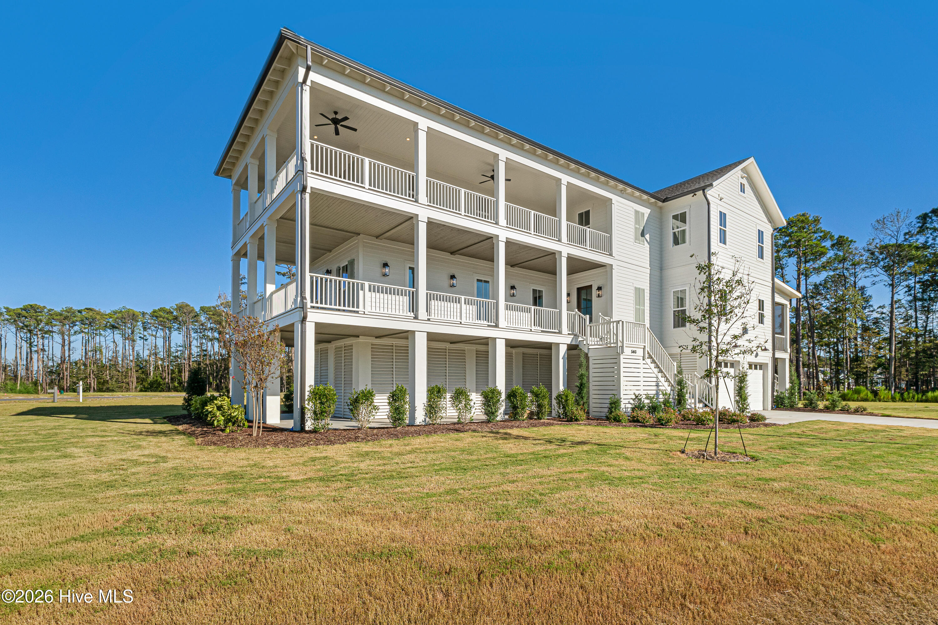 503 Swan Court Property Photo 1