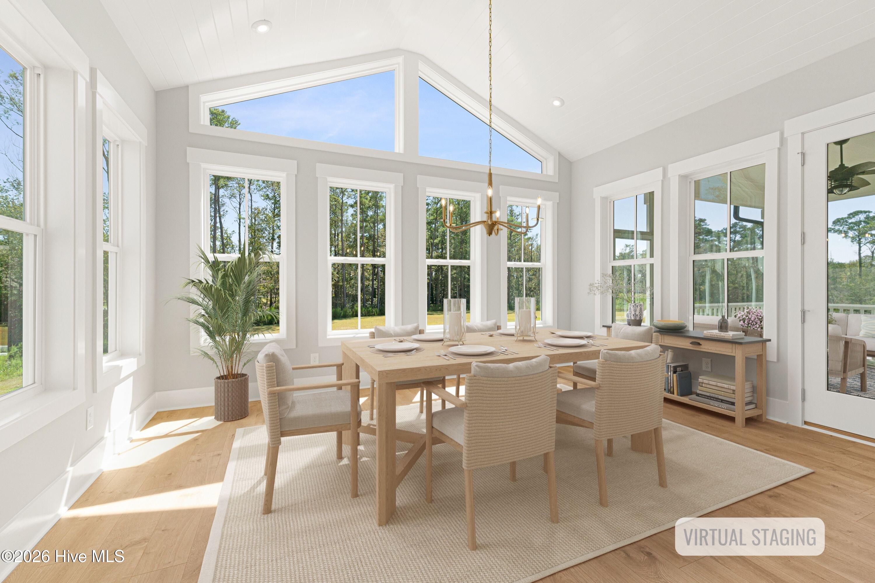 503 Swan Court Property Photo 4