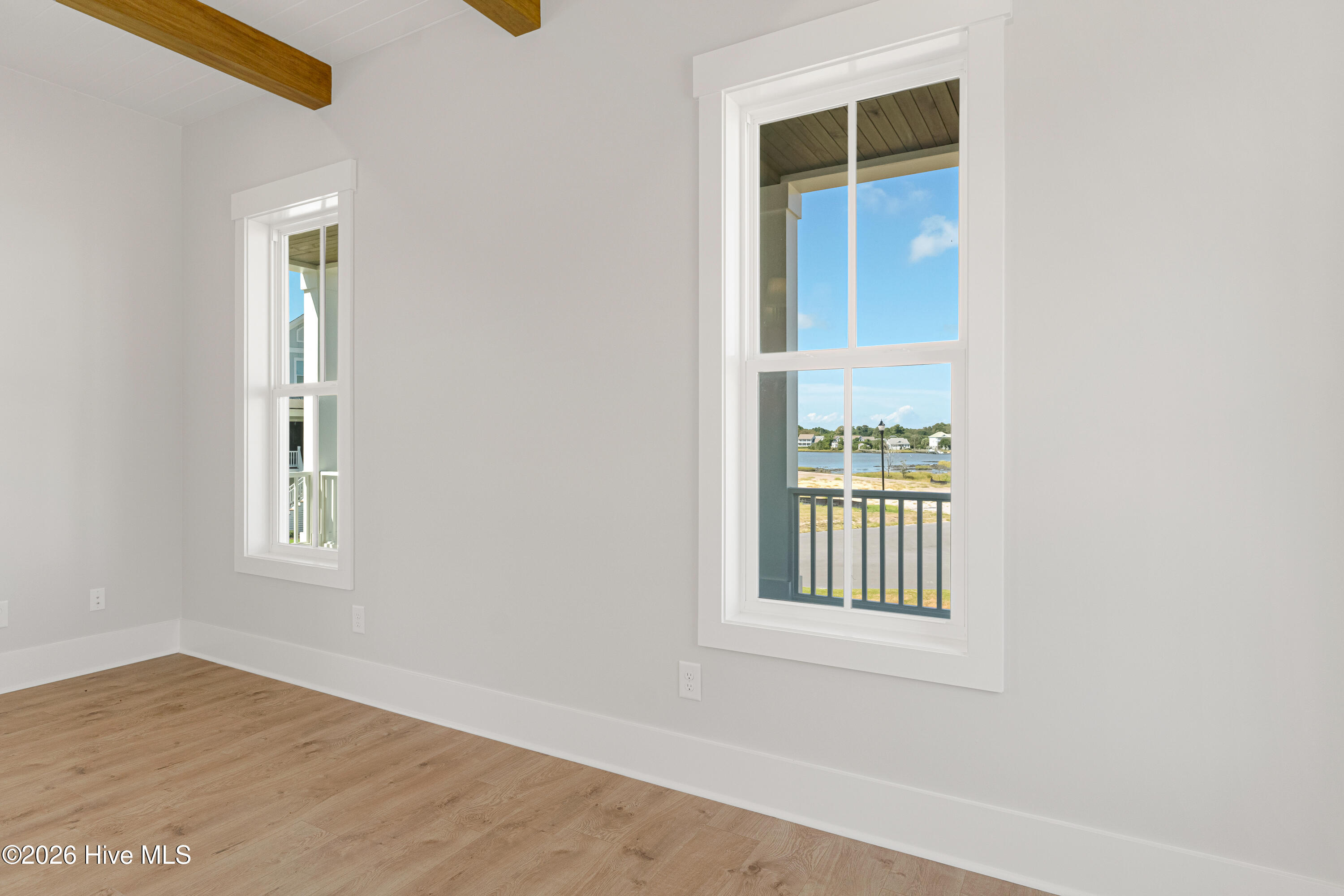 503 Swan Court Property Photo 21