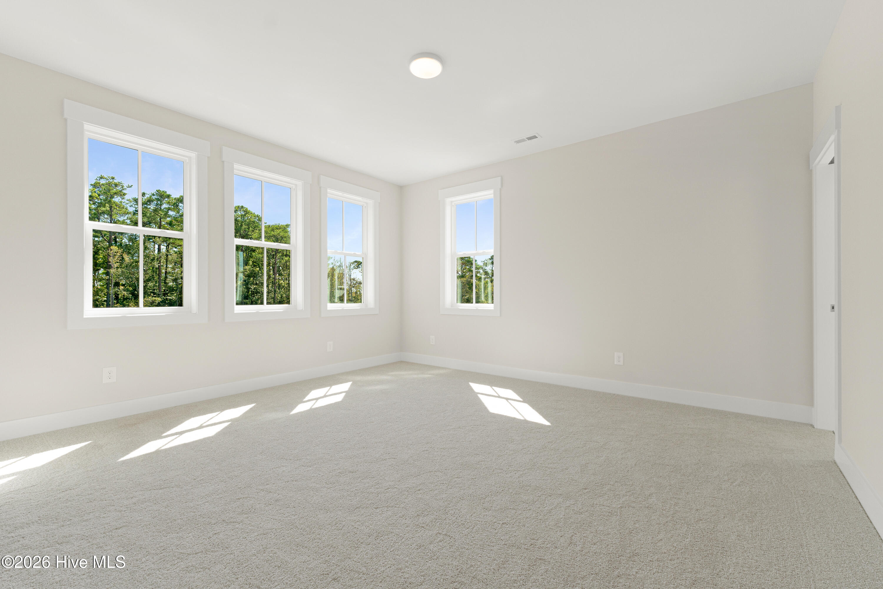 503 Swan Court Property Photo 28