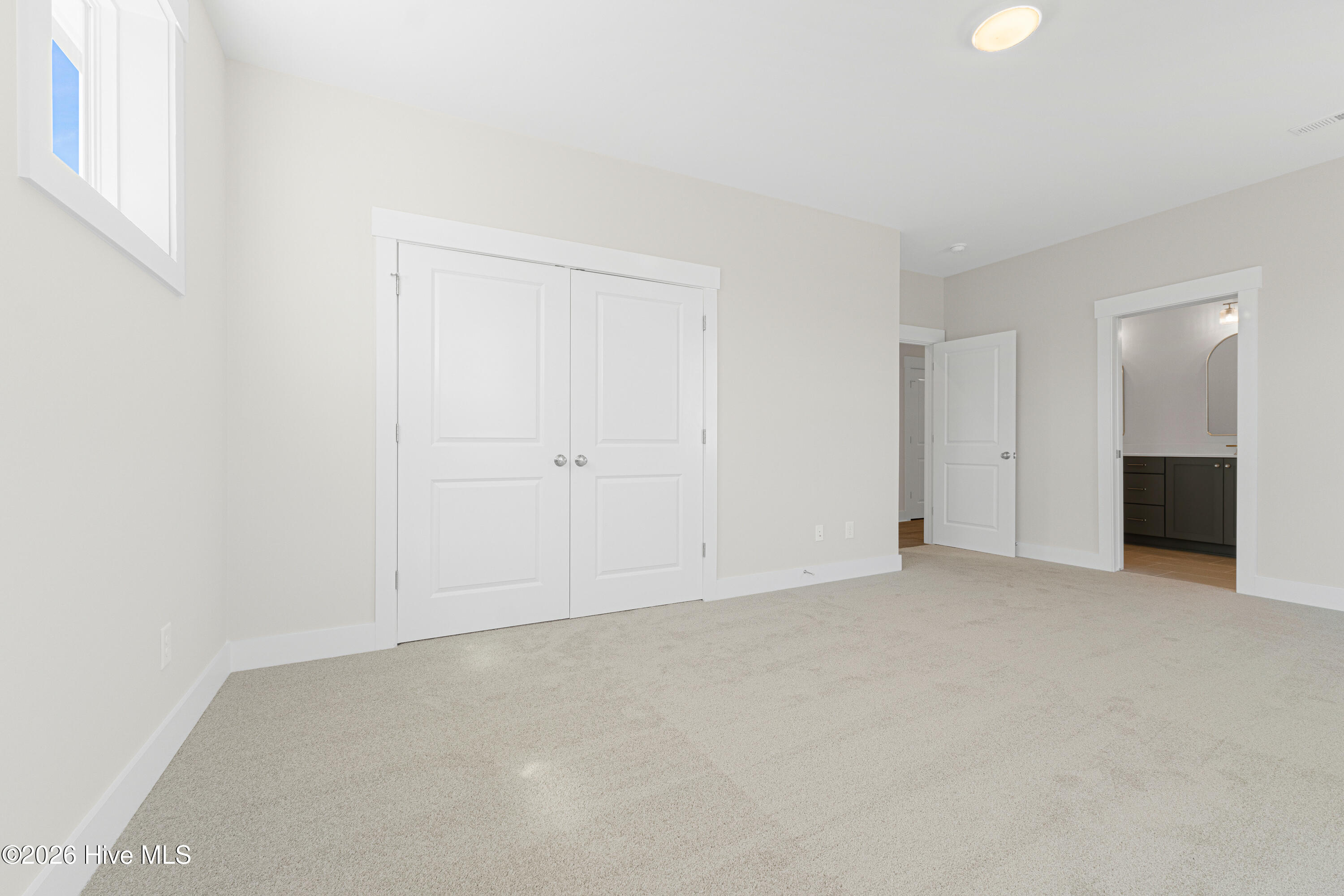 503 Swan Court Property Photo 32
