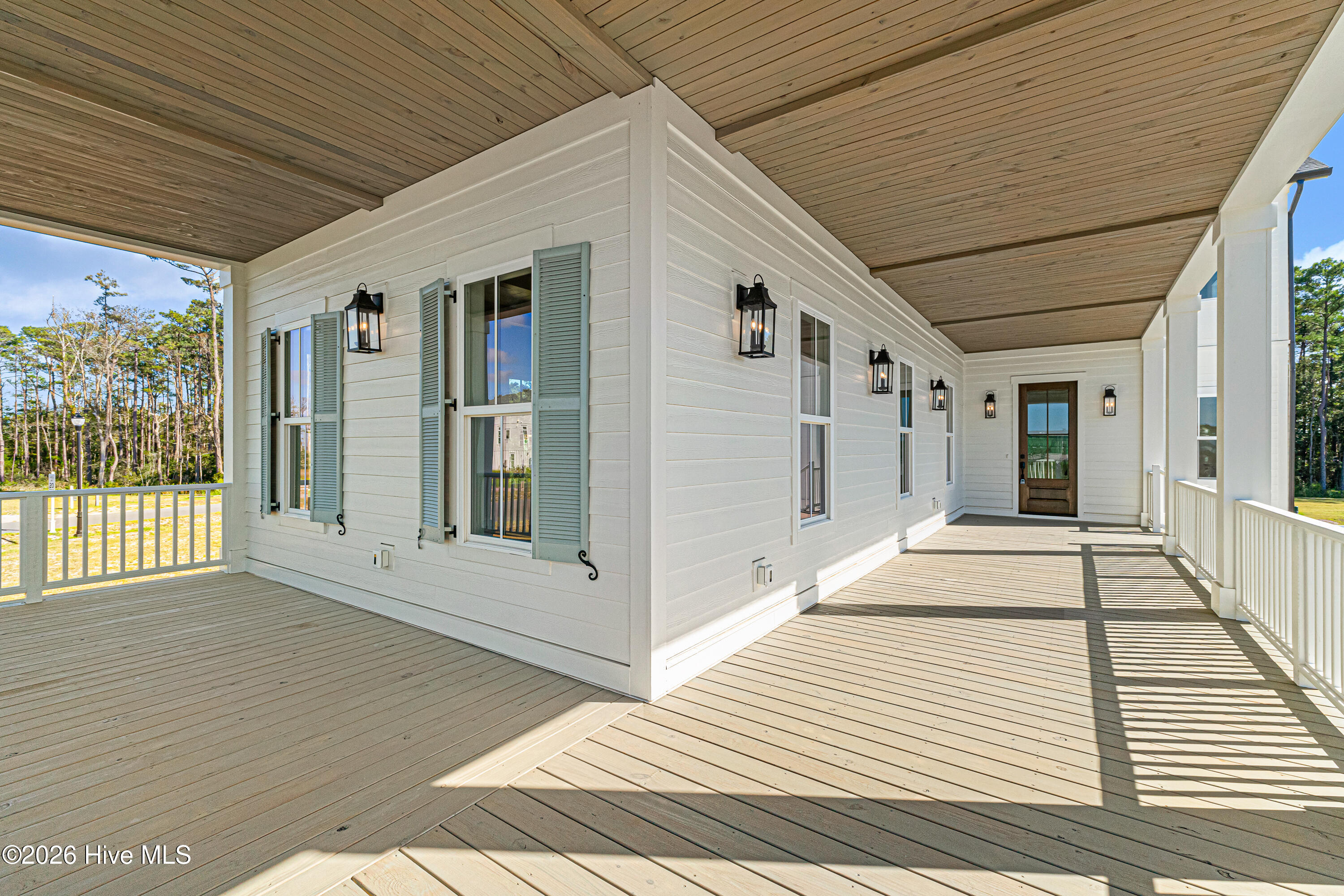 503 Swan Court Property Photo 43