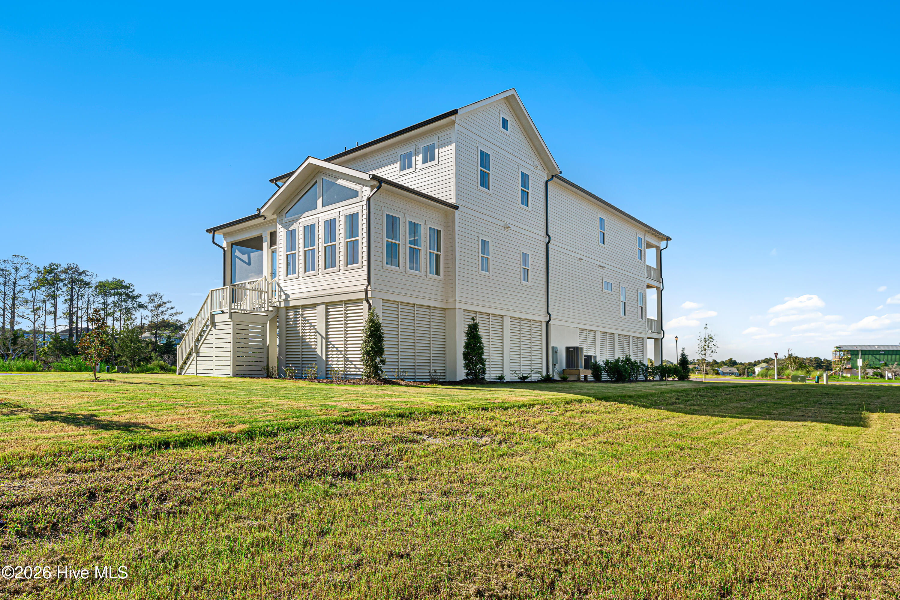 503 Swan Court Property Photo 46