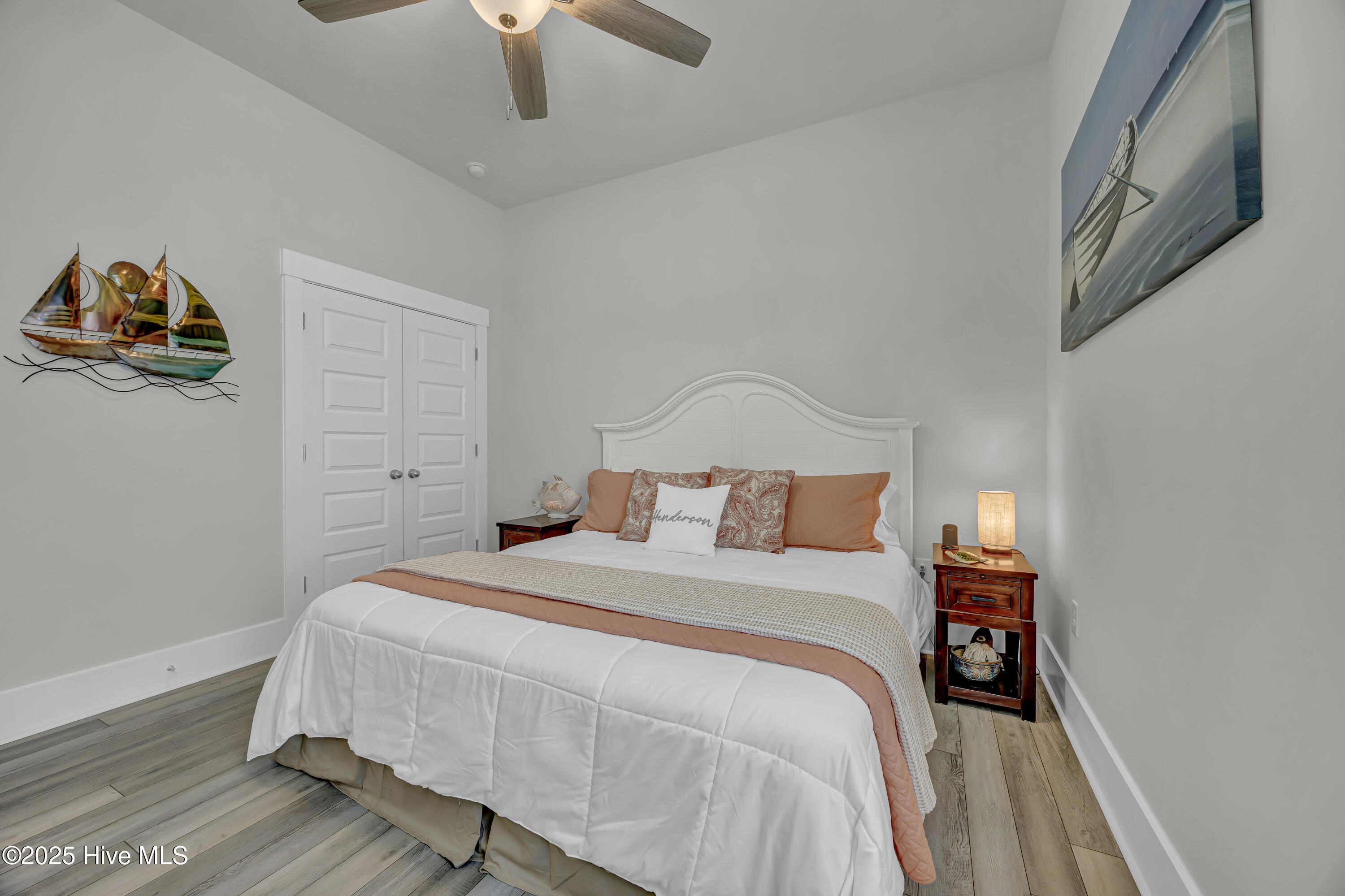 9150 Village Lake Drive Property Photo 12