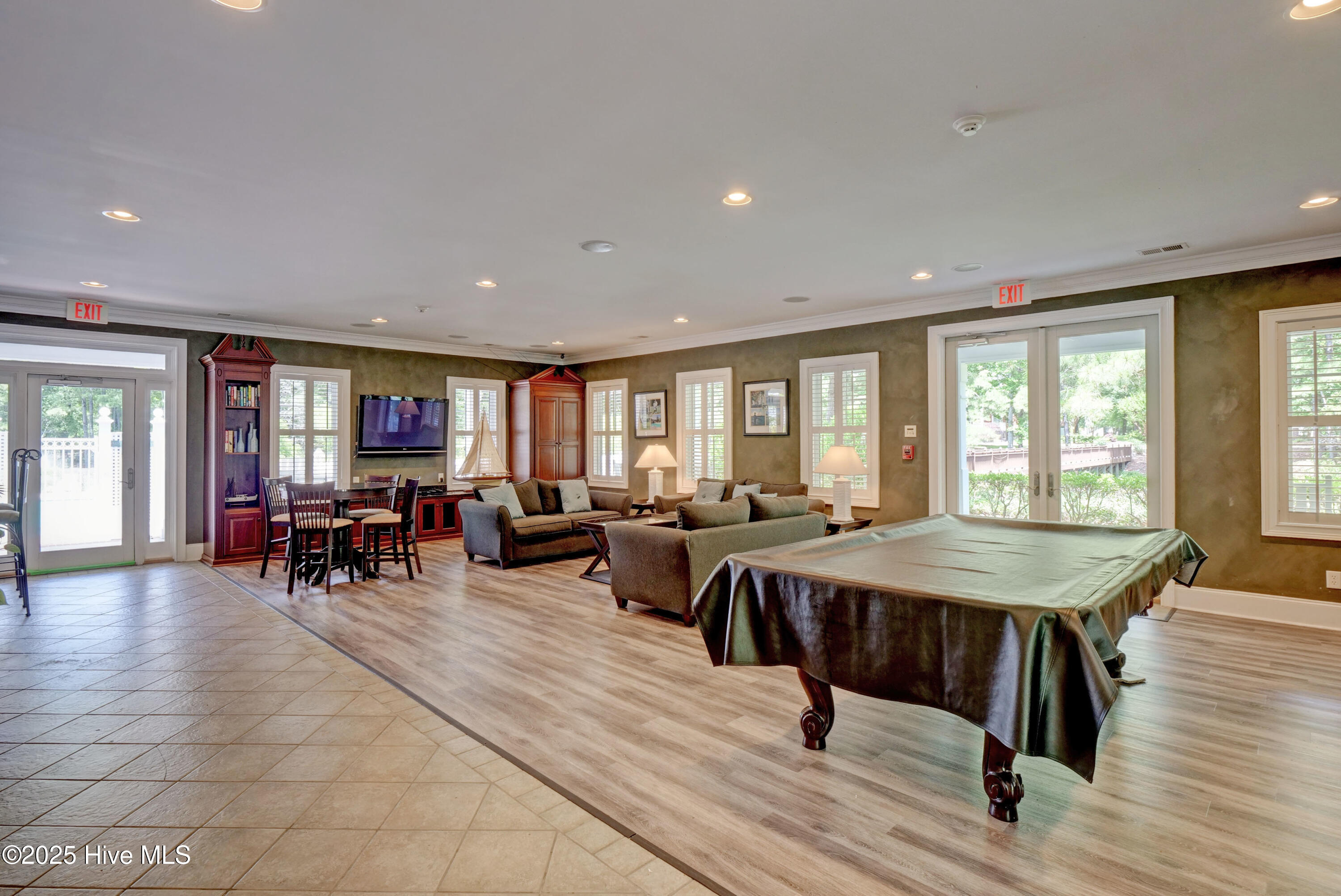 9150 Village Lake Drive Property Photo 58