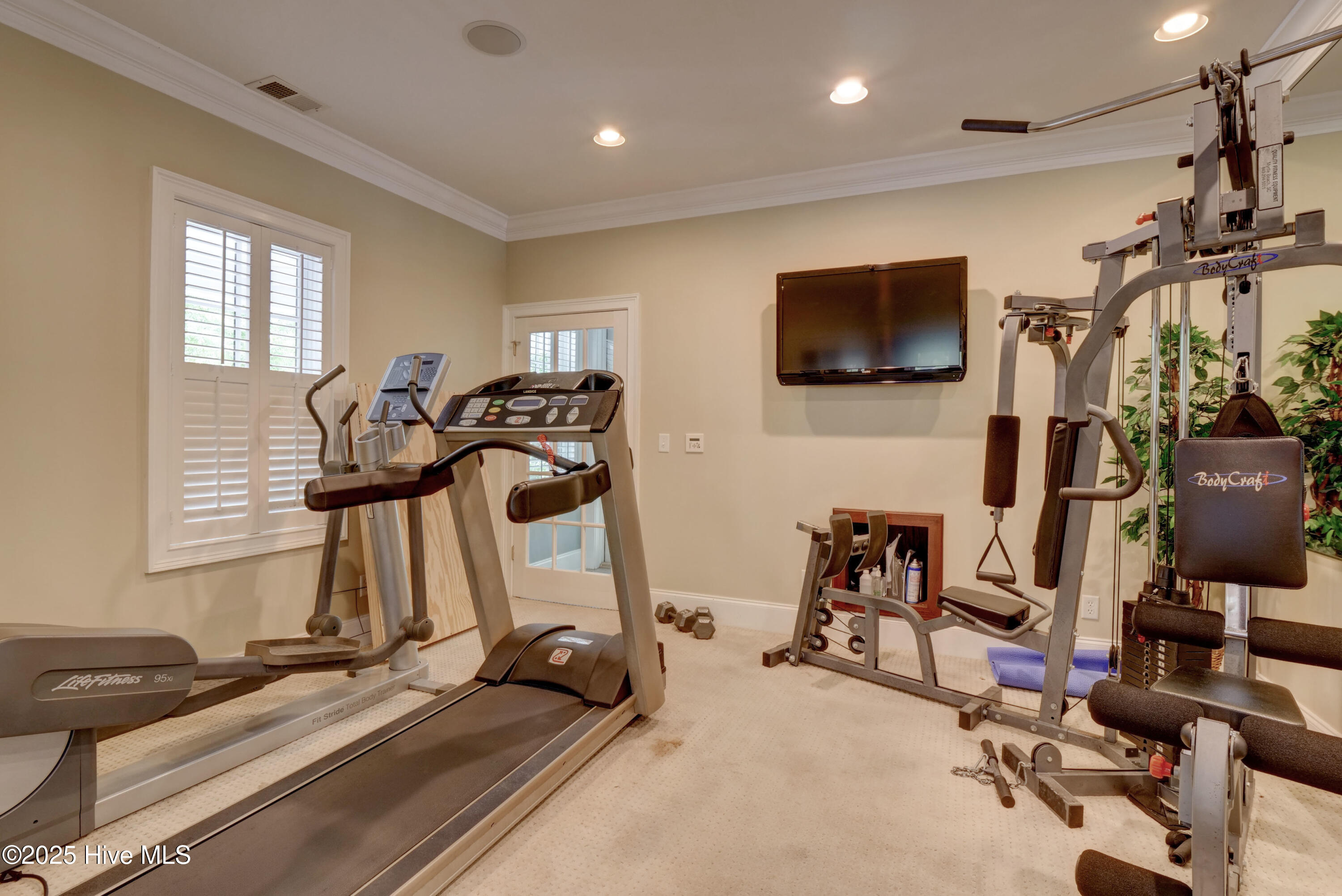 9150 Village Lake Drive Property Photo 59