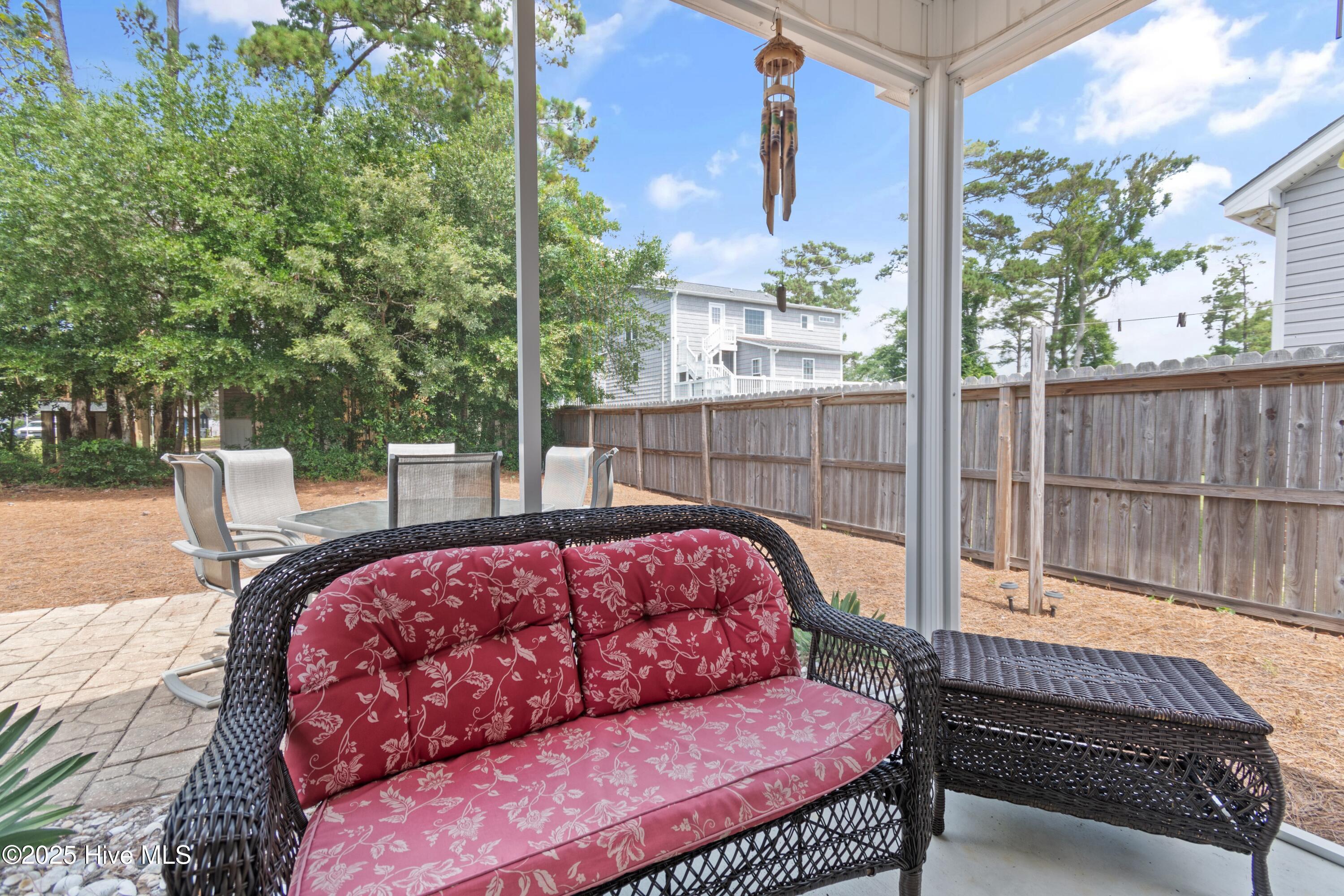 221 Ne 64th Street Property Photo 24