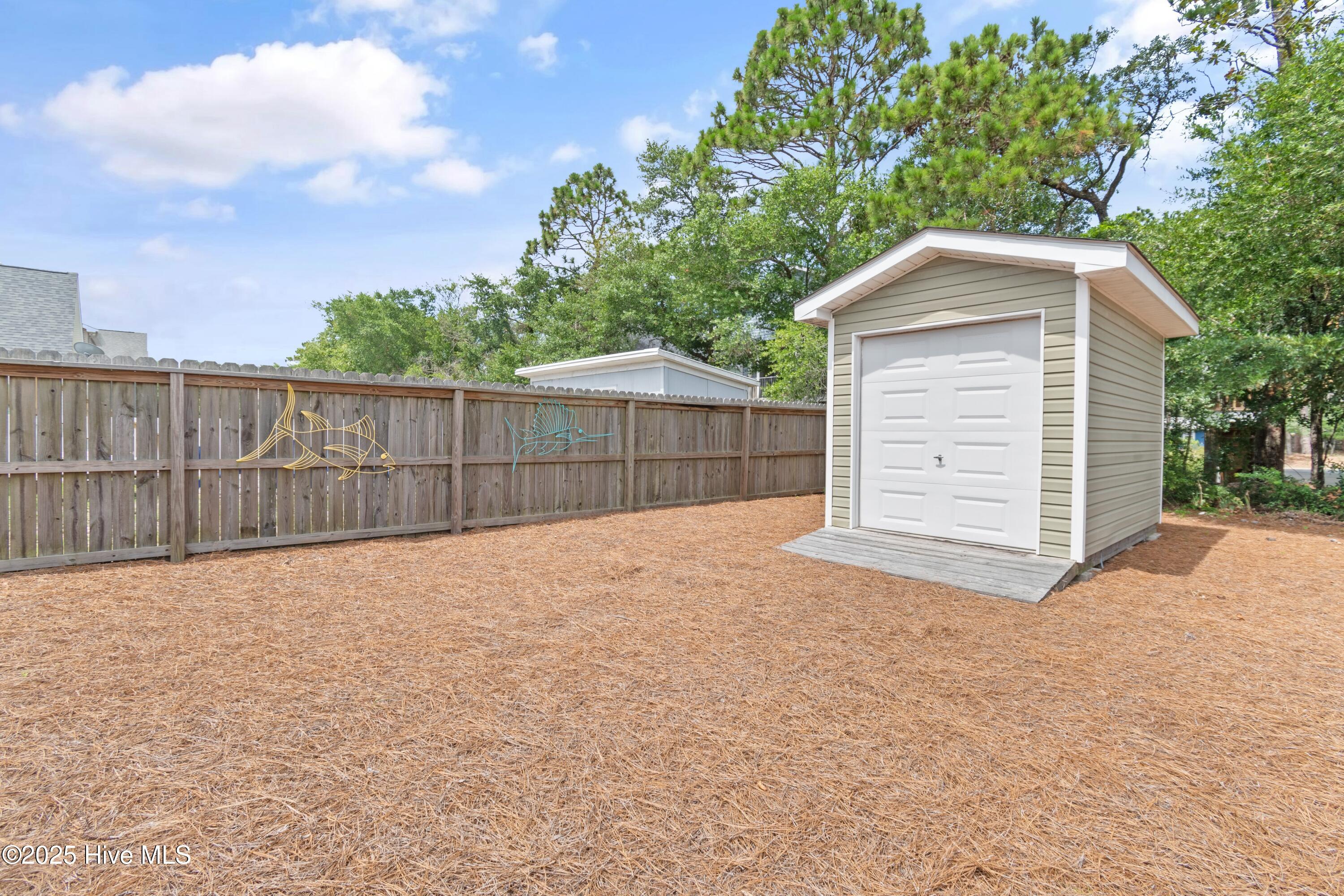 221 Ne 64th Street Property Photo 26
