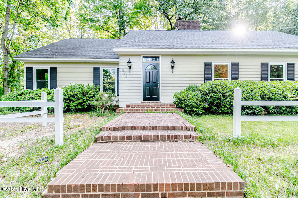 828 Chatham Road Property Photo 1