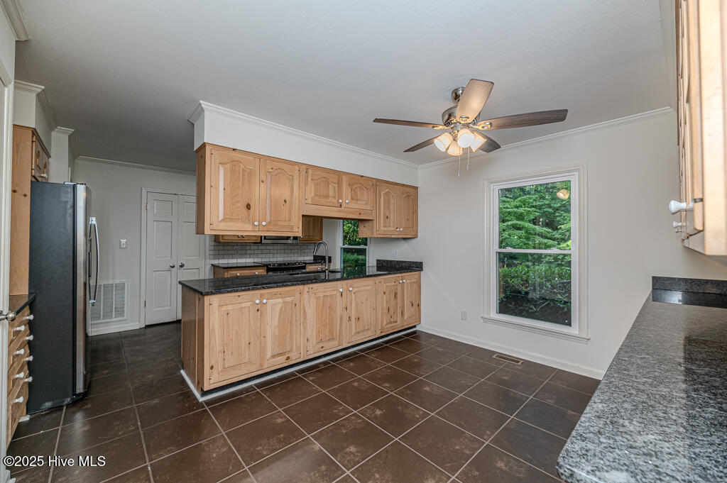 828 Chatham Road Property Photo 14