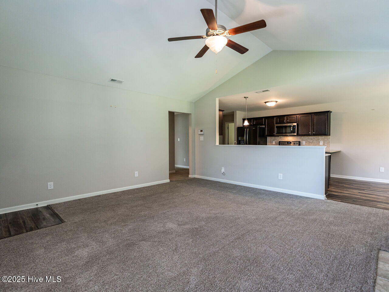 57 Pompano Lane Property Photo 8