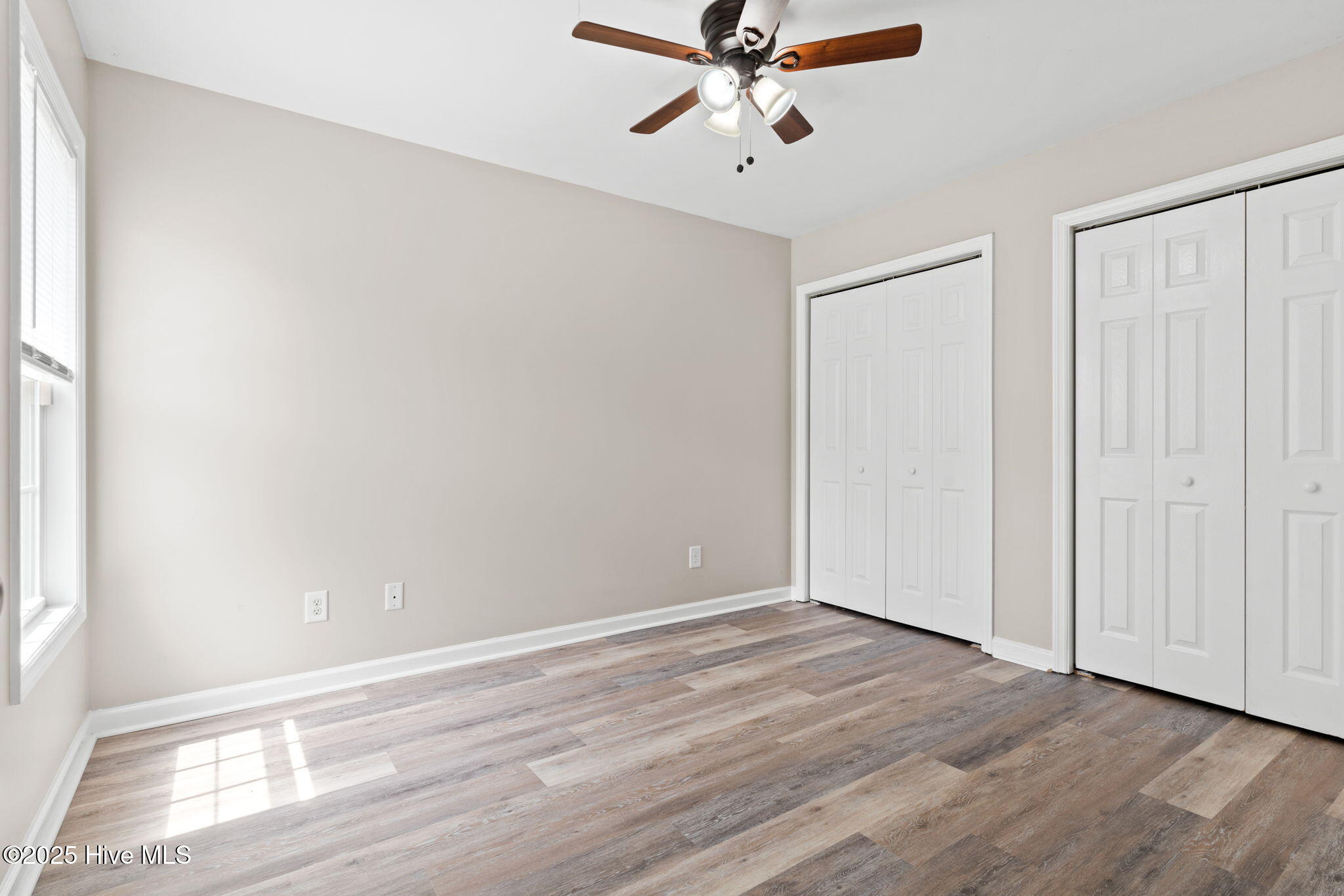 308 Snow Bell Court Property Photo 13