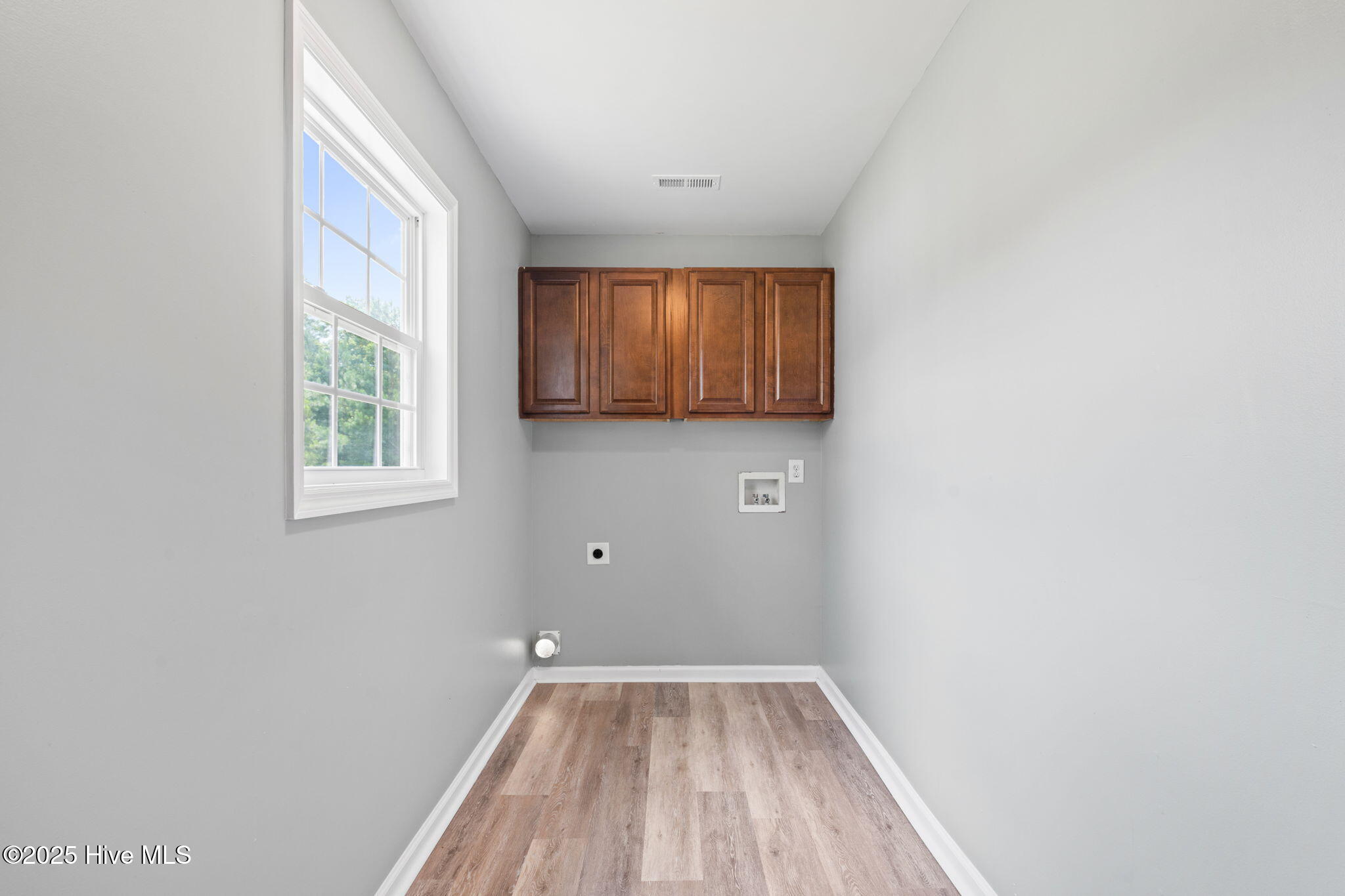 308 Snow Bell Court Property Photo 16