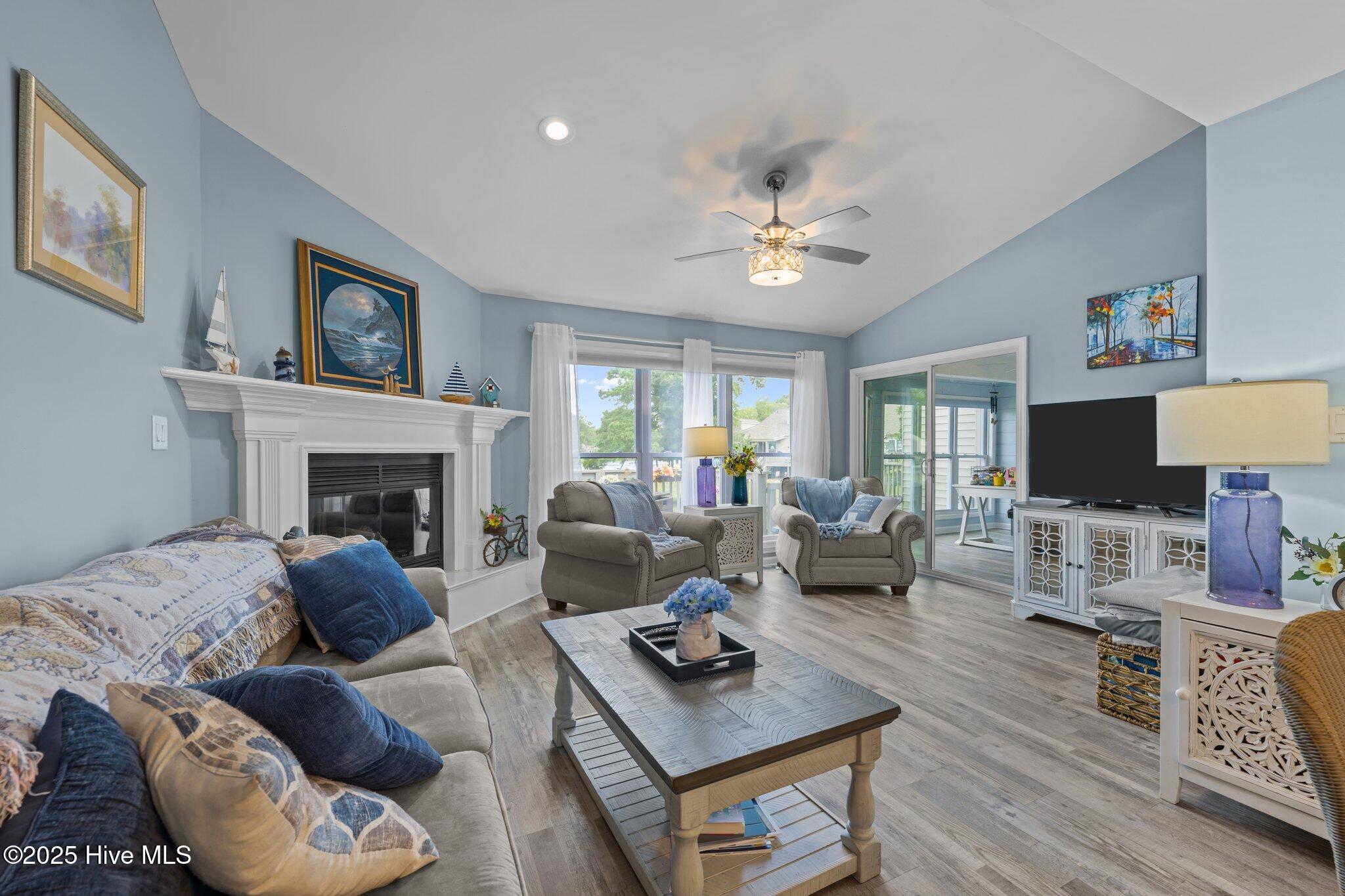 7172 Windward Drive Property Photo 12