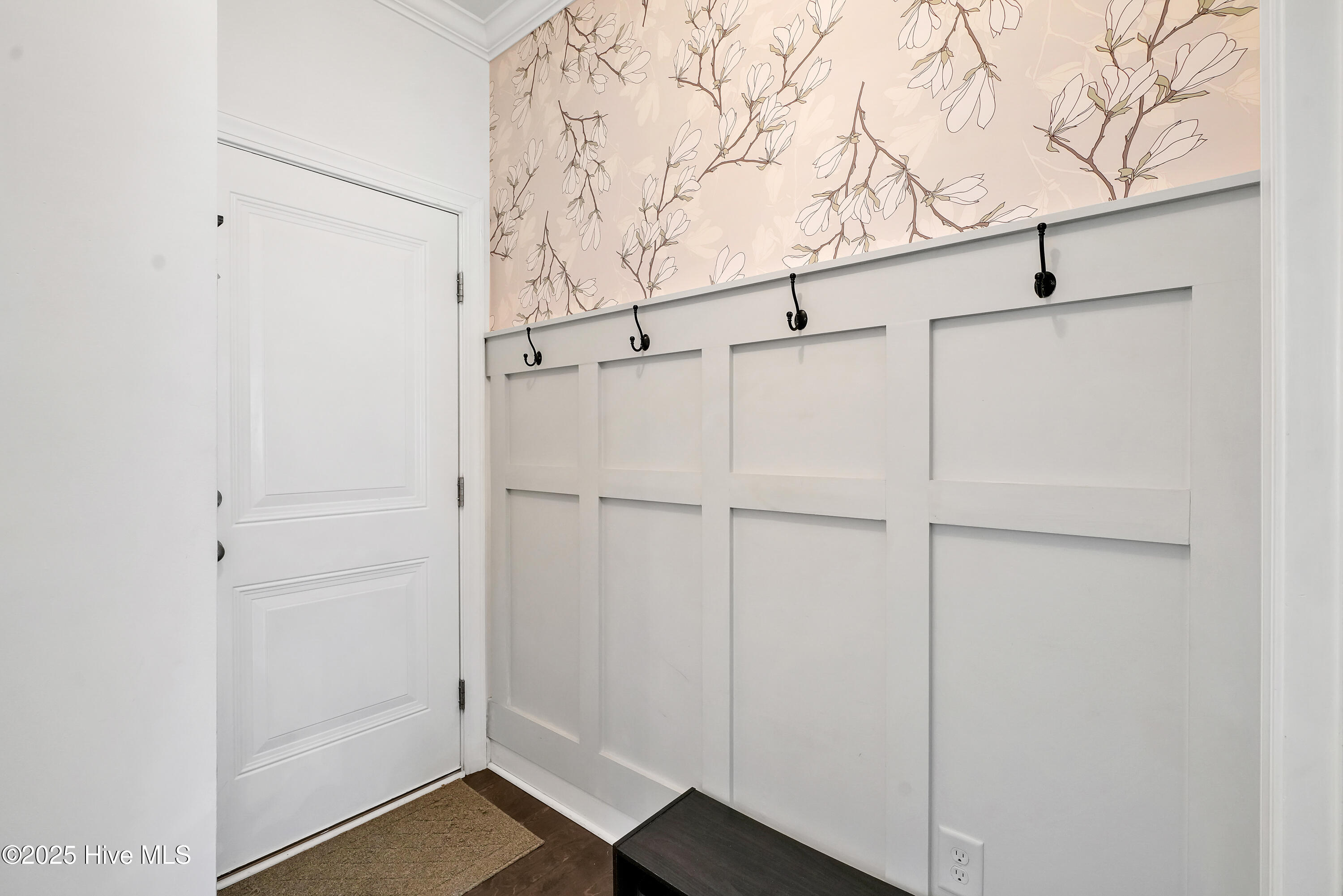112 Collins Way Property Photo 24