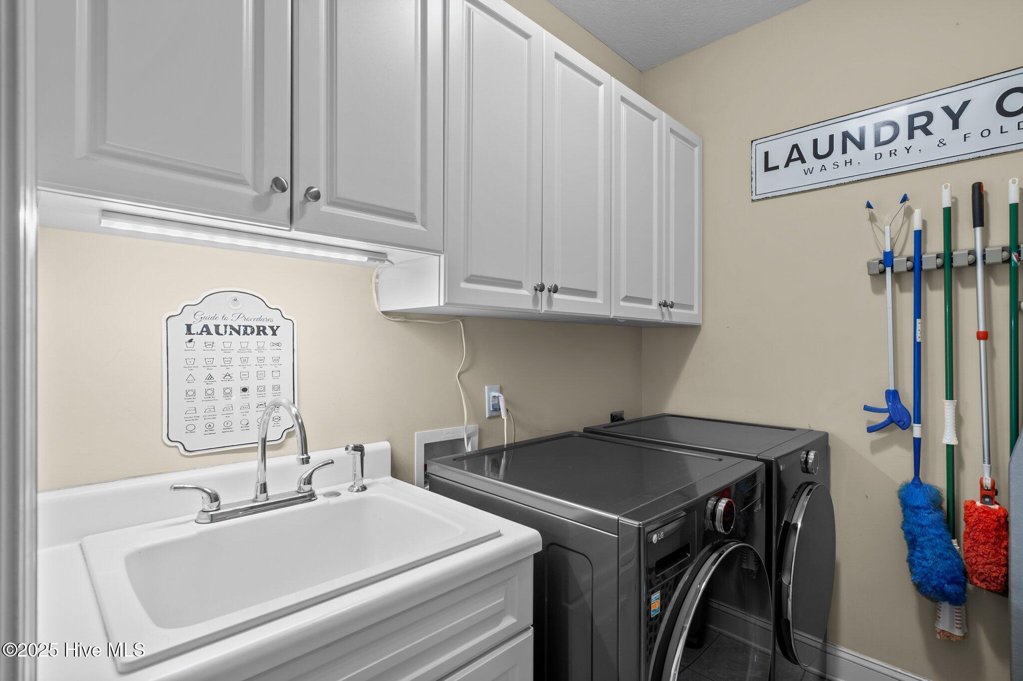 12 Lasswade Drive Property Photo 33