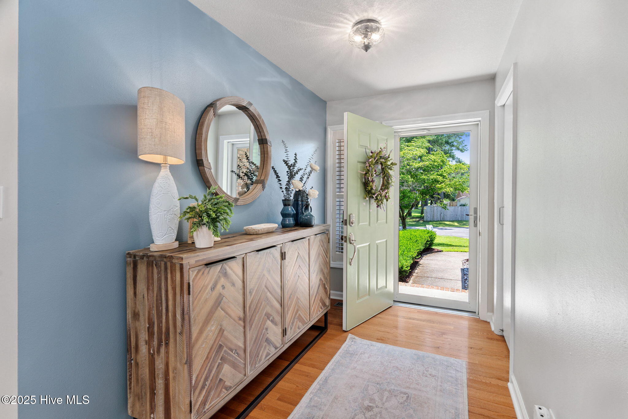 208 Outrigger Road Property Photo 7