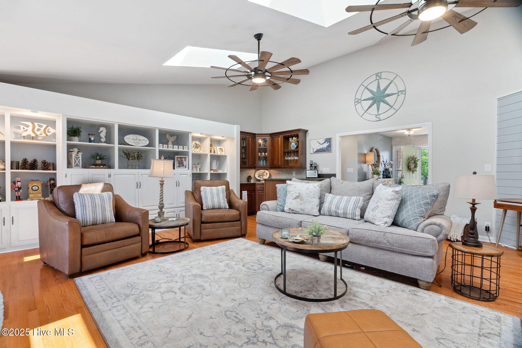 208 Outrigger Road Property Photo 14