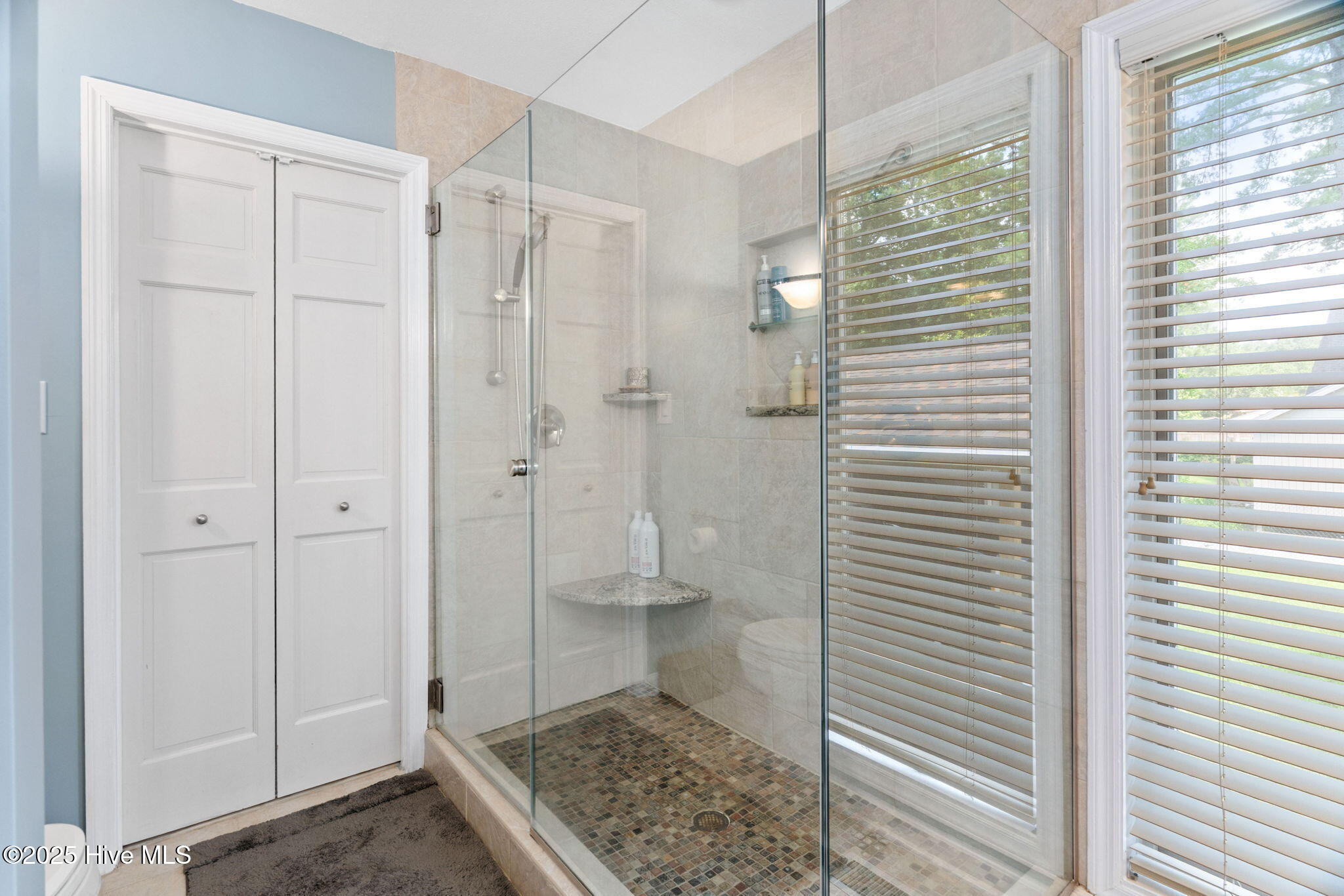 208 Outrigger Road Property Photo 34