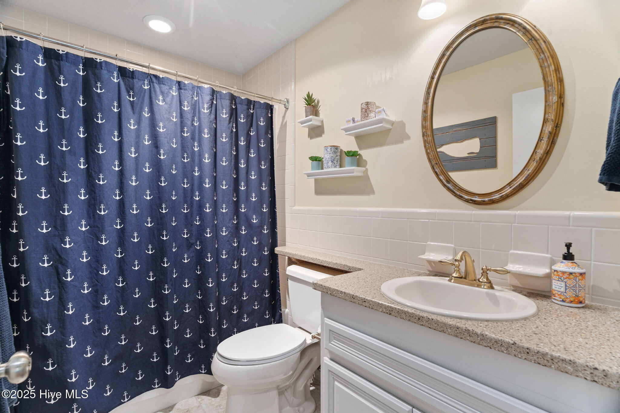 208 Outrigger Road Property Photo 39