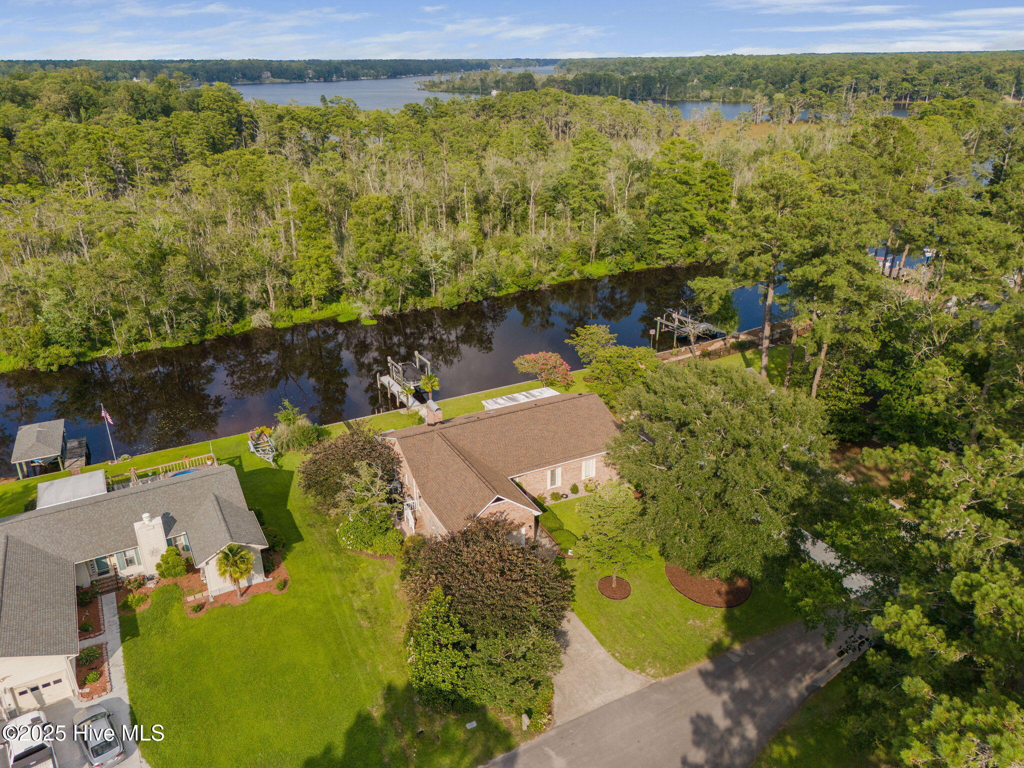 208 Outrigger Road Property Photo 64