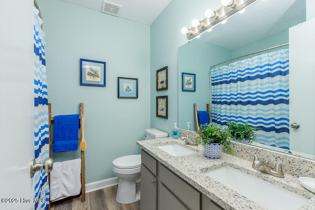 128 Witten Circle Property Photo 6