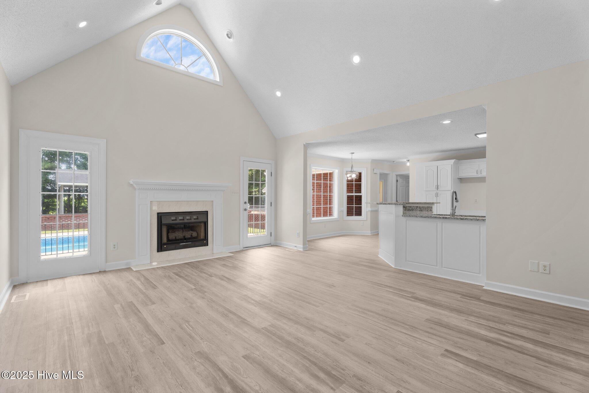400 Adler Lane Property Photo 13