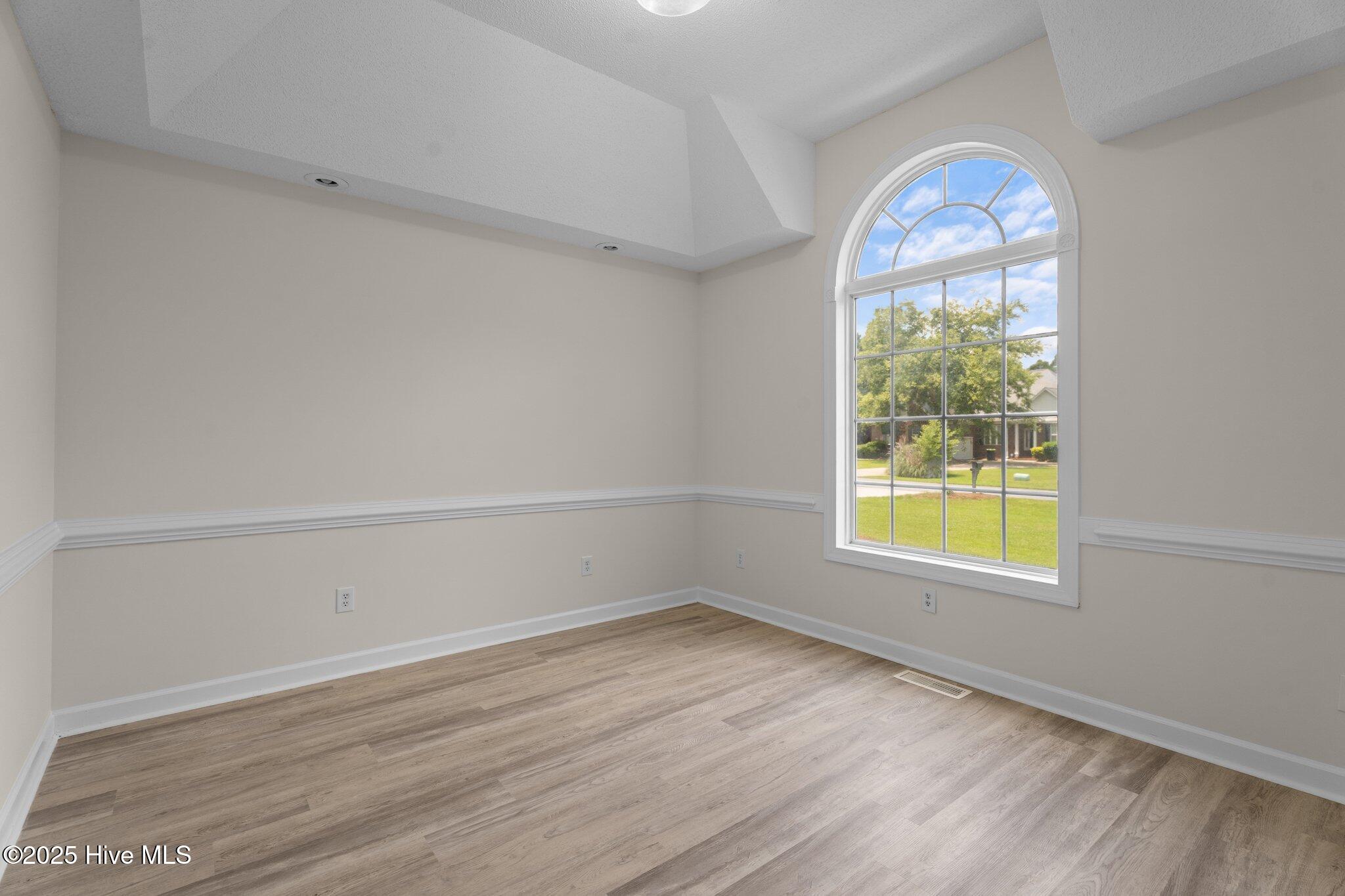 400 Adler Lane Property Photo 16