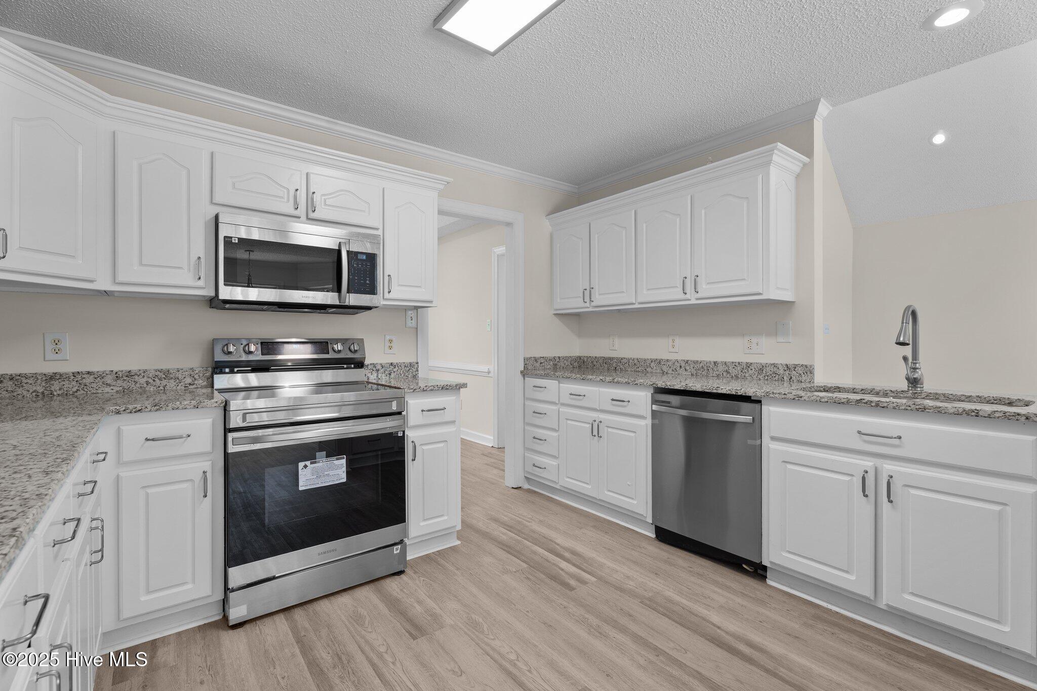 400 Adler Lane Property Photo 19
