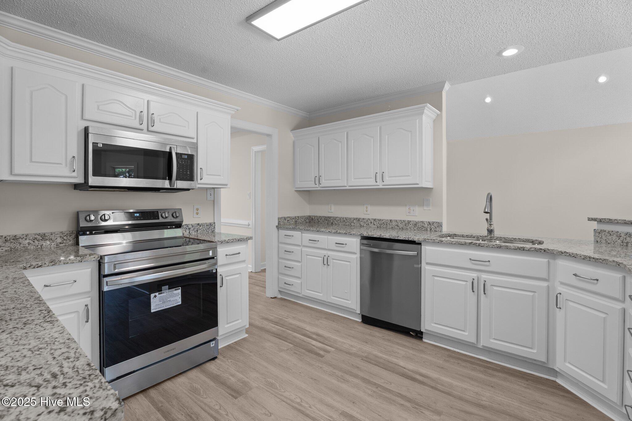 400 Adler Lane Property Photo 20