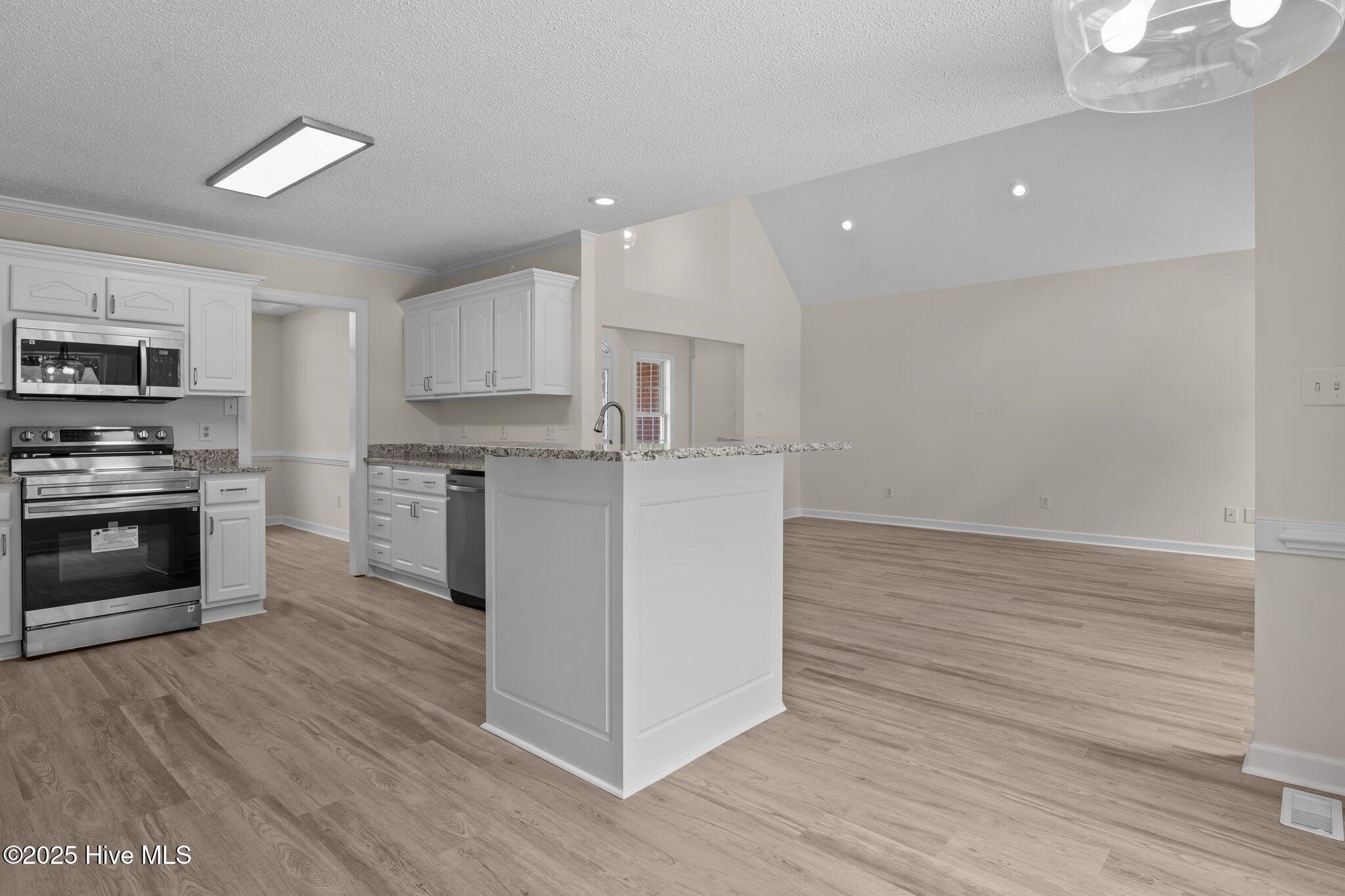 400 Adler Lane Property Photo 23