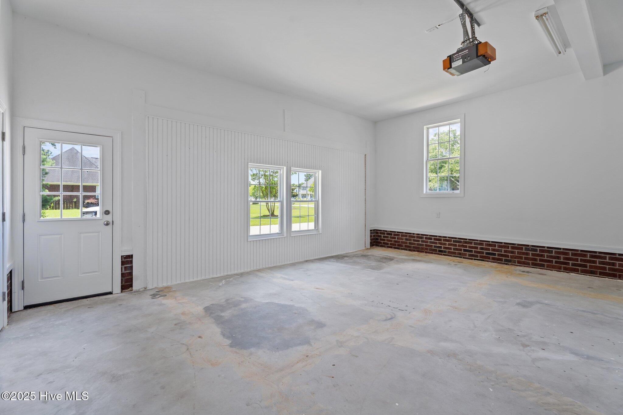 400 Adler Lane Property Photo 33